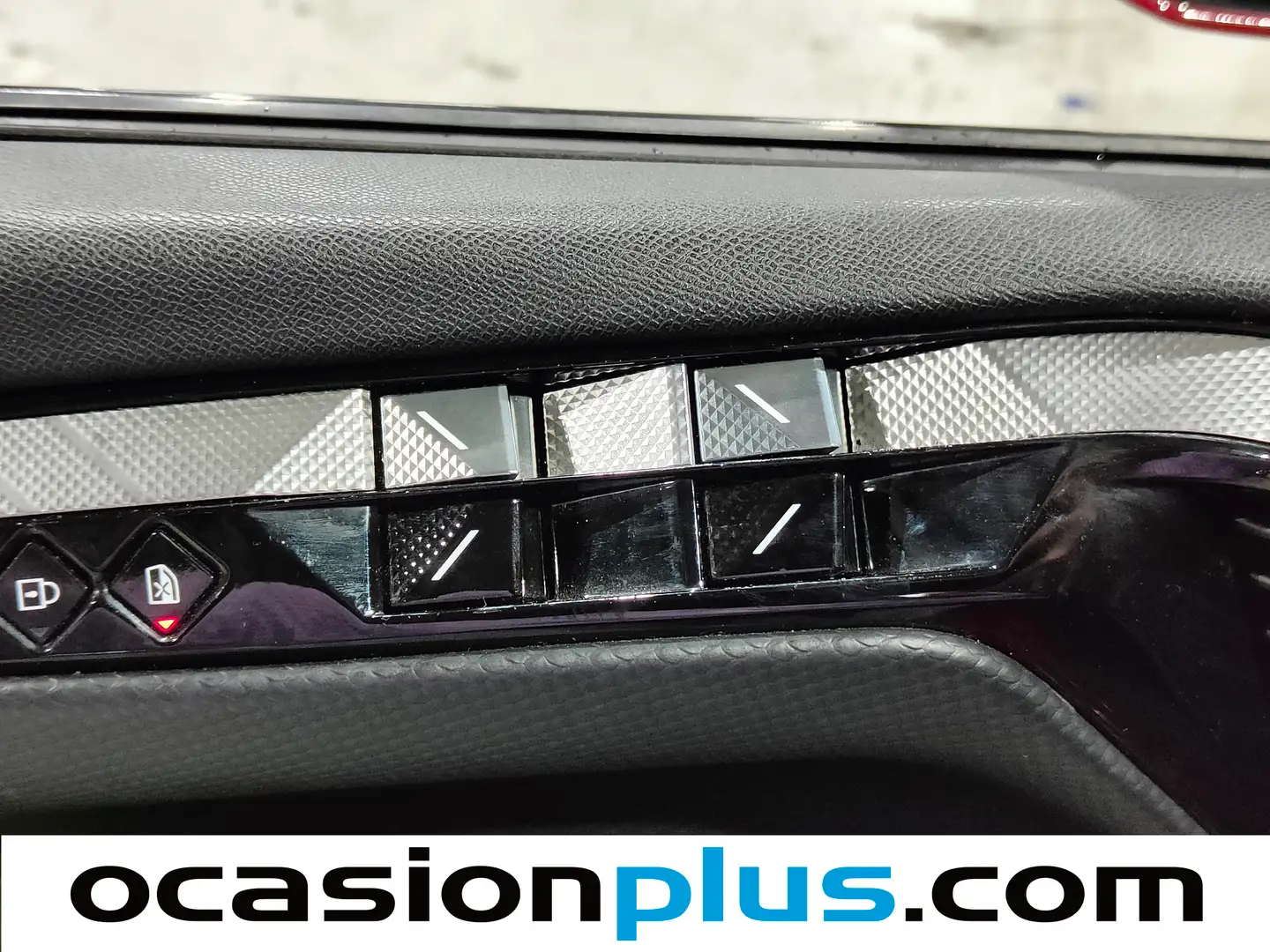 Foto DS DS 4 DS DS4 BlueHDi 130 Trocadero Auto (130 CV)