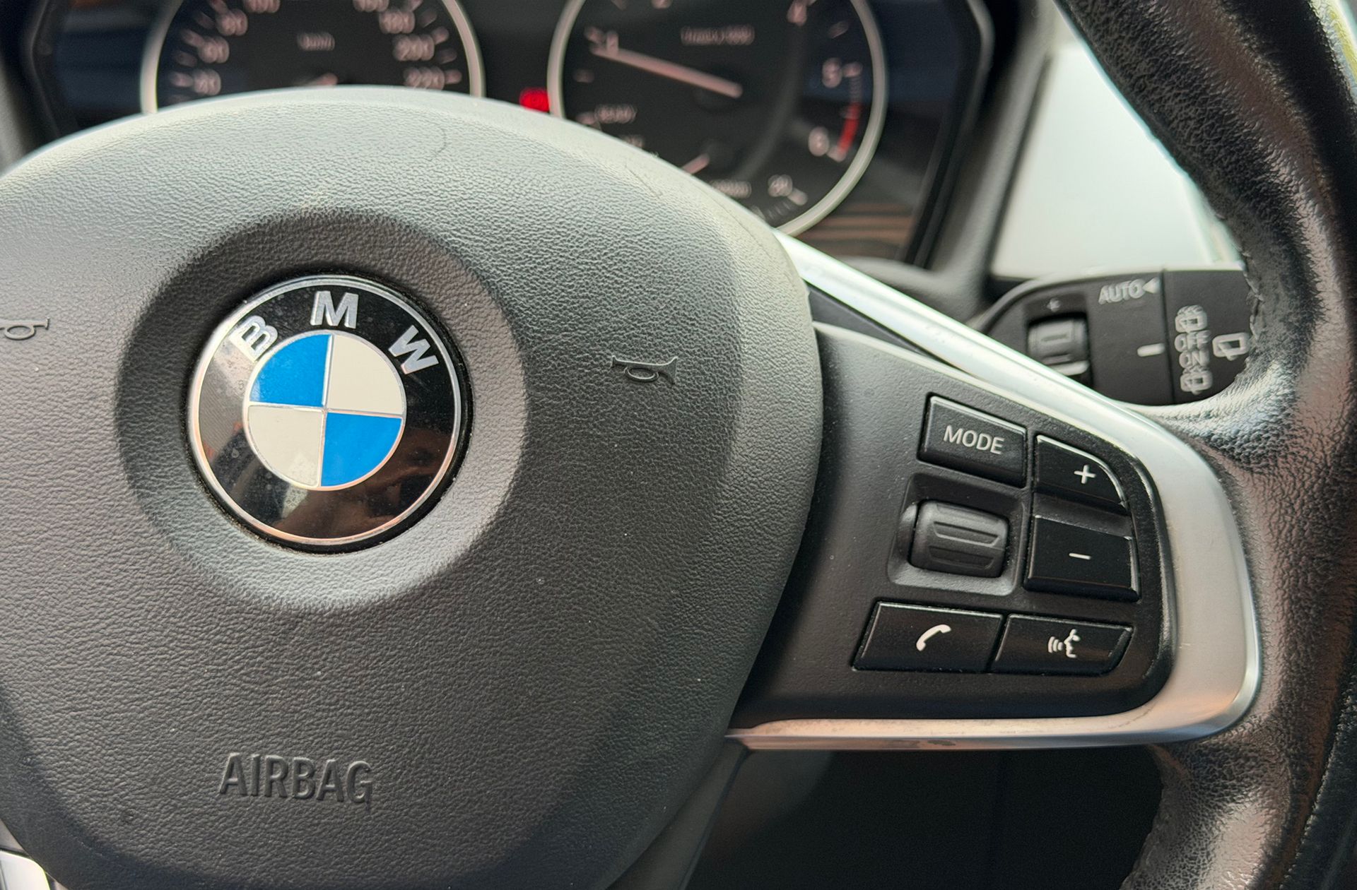 BMW X1 sDrive18d - foto 29