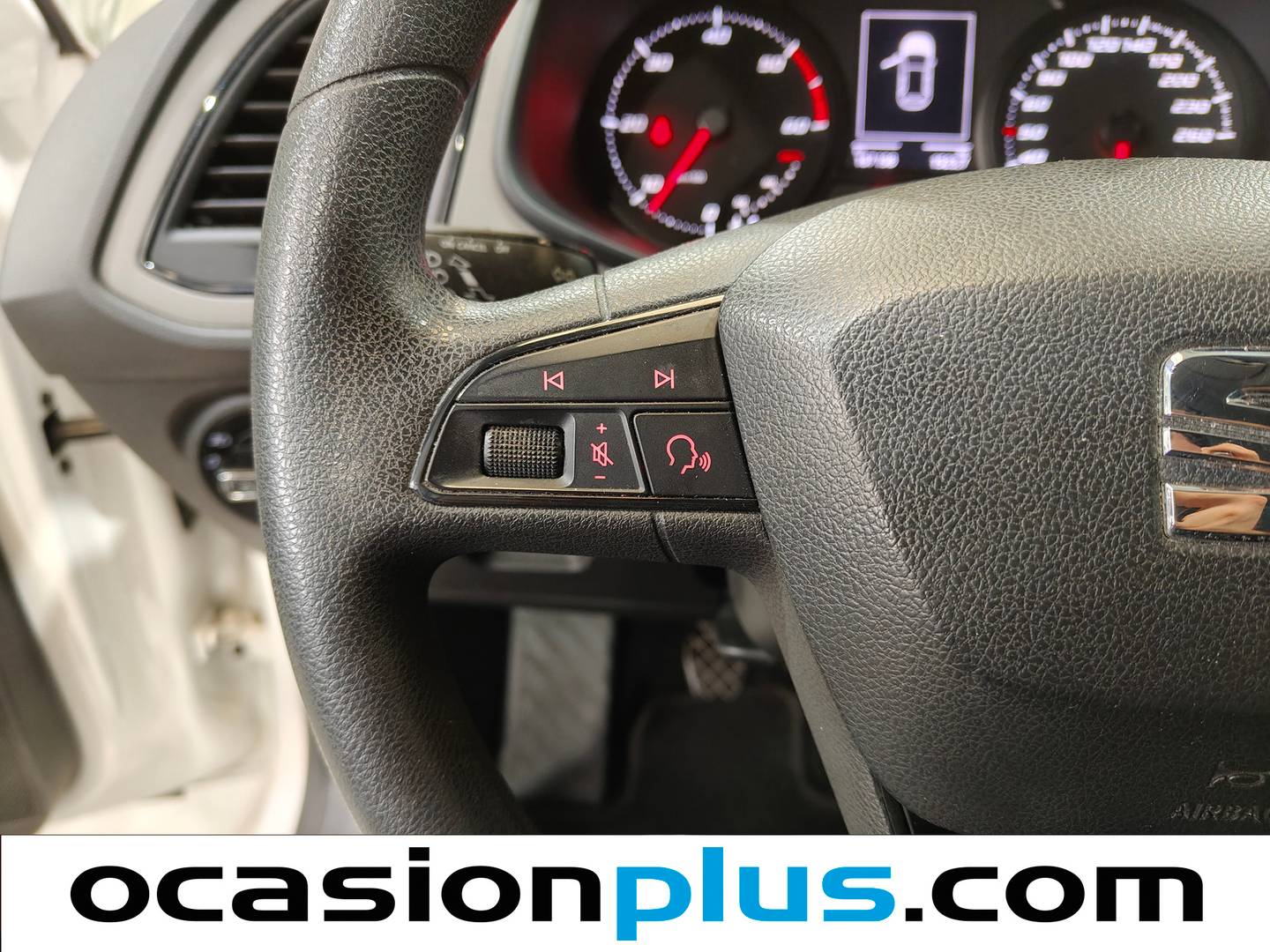 Acabados Seat León Seat León 1.6 TDI S&S Reference (115 CV)