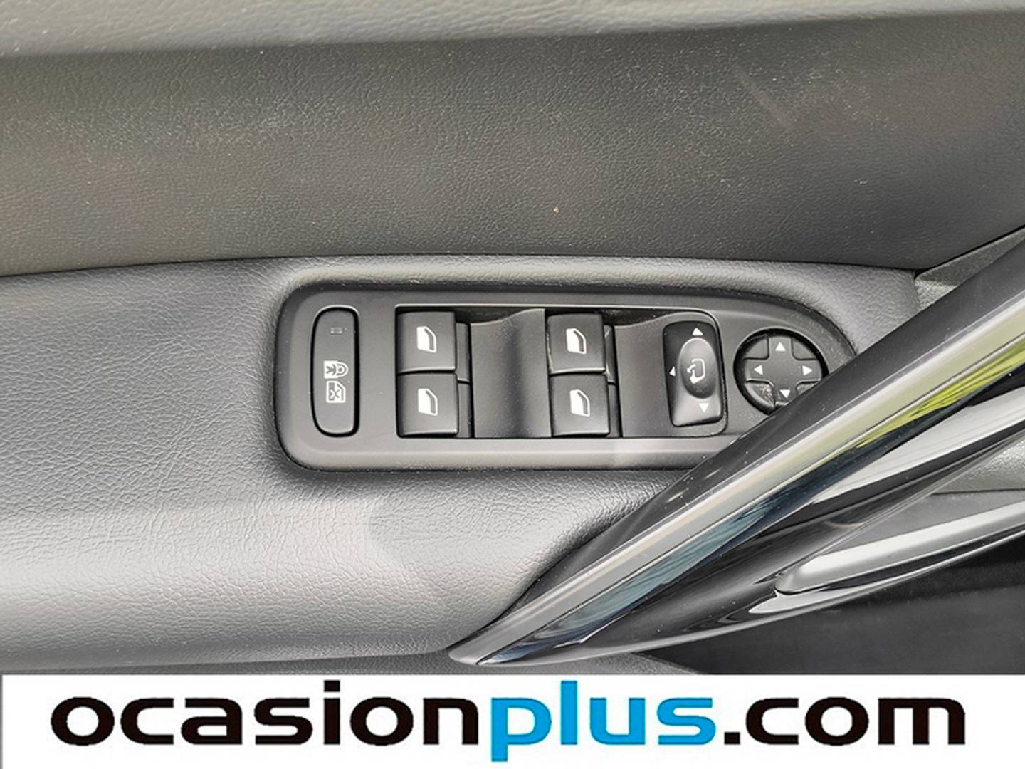 Foto Peugeot 508 Peugeot 508 RXH 2.0 BlueHDi Autom (180 CV)