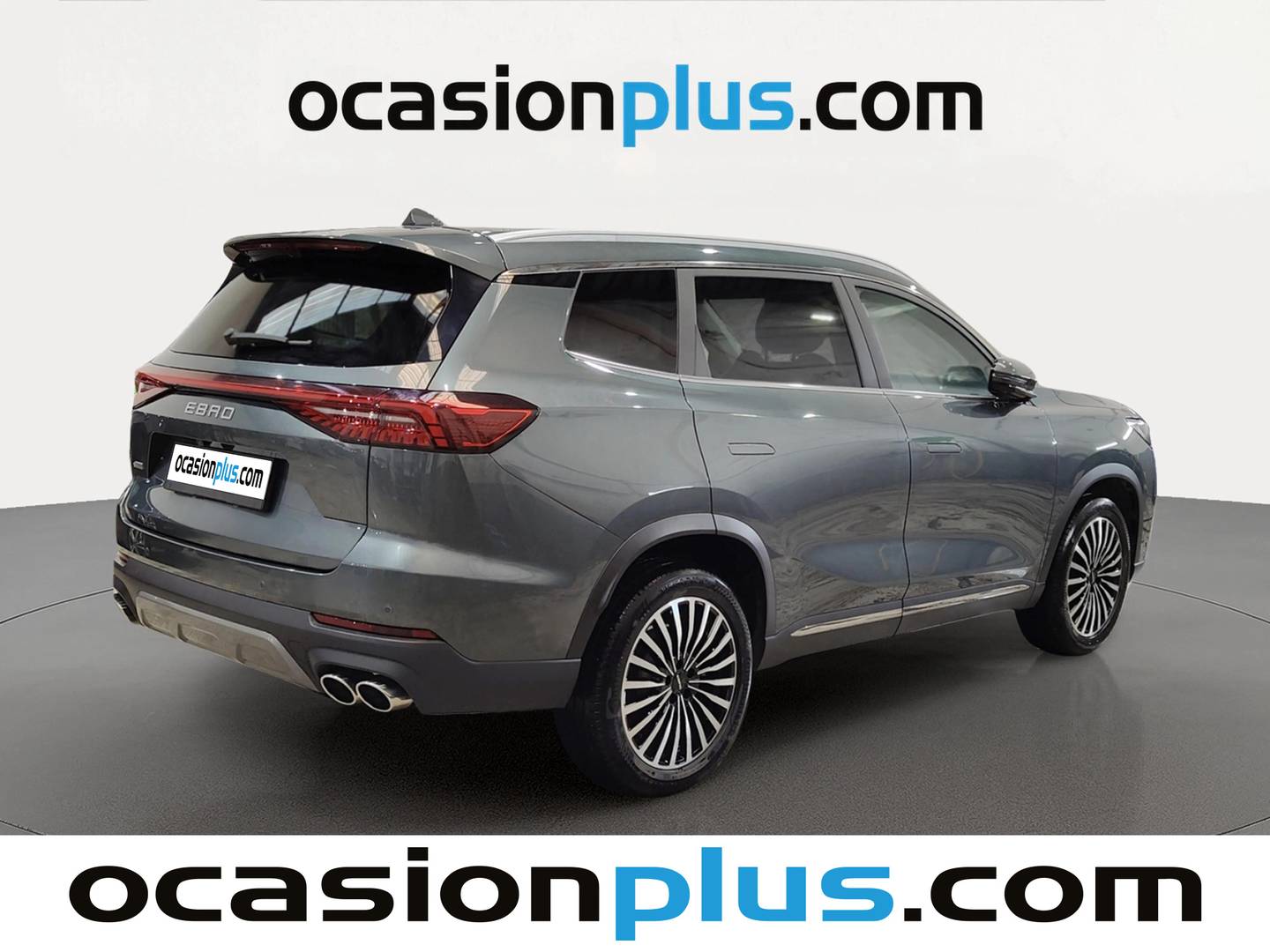 Foto trasera EBRO S800 EBRO S800 1.6 TGDI Premium DCT (147 CV) 7 Plazas derecha