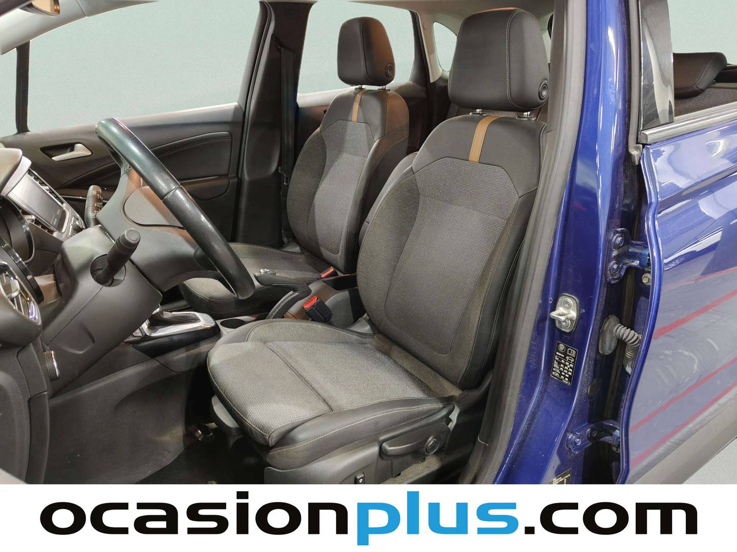 Foto asientos delanteros Opel Crossland Opel Crossland 1.5D Business Elegance Auto (120 CV)