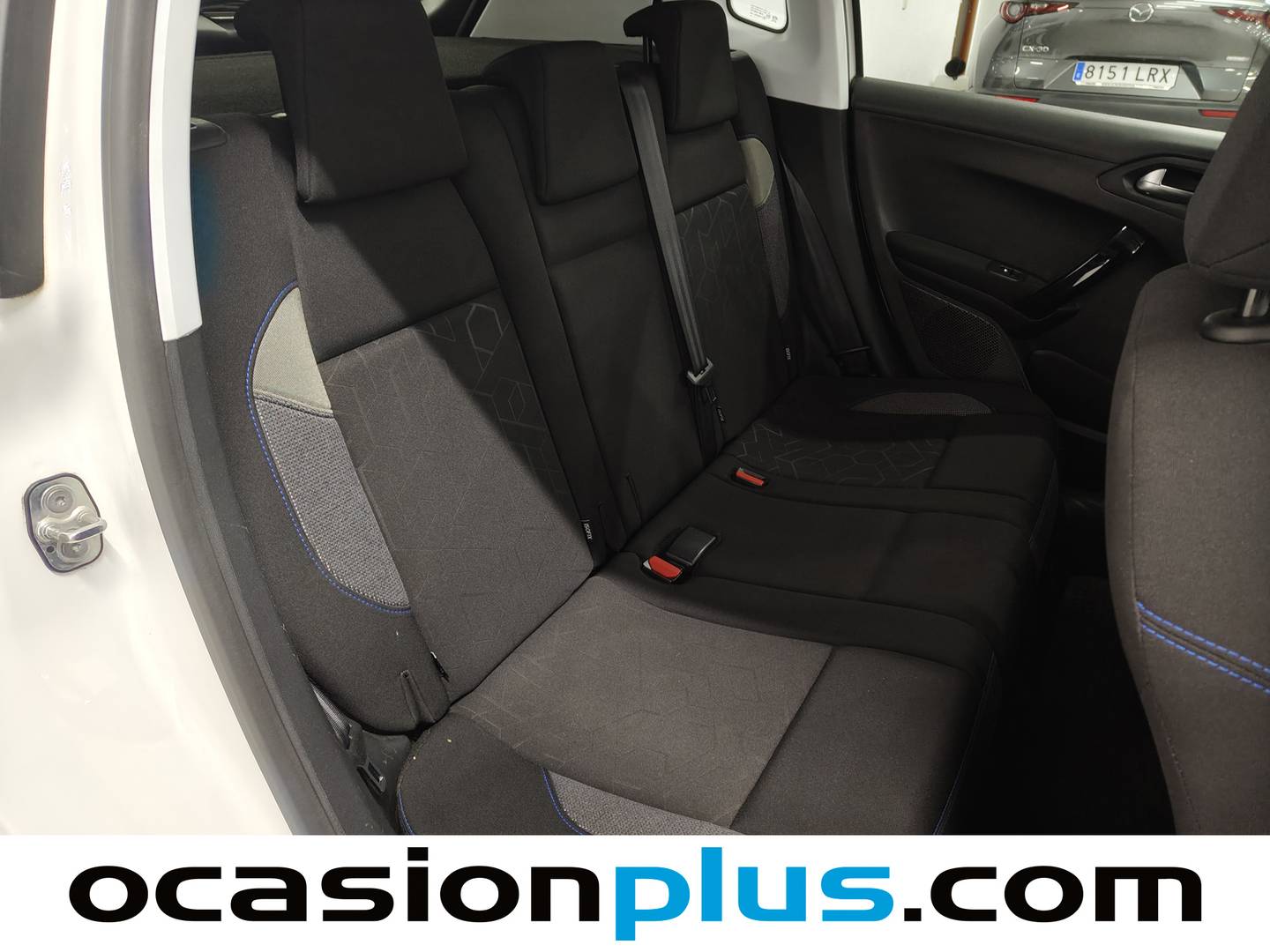 Foto asientos traseros Peugeot 2008 Peugeot 2008 BlueHDi 100 Signature (100 CV)