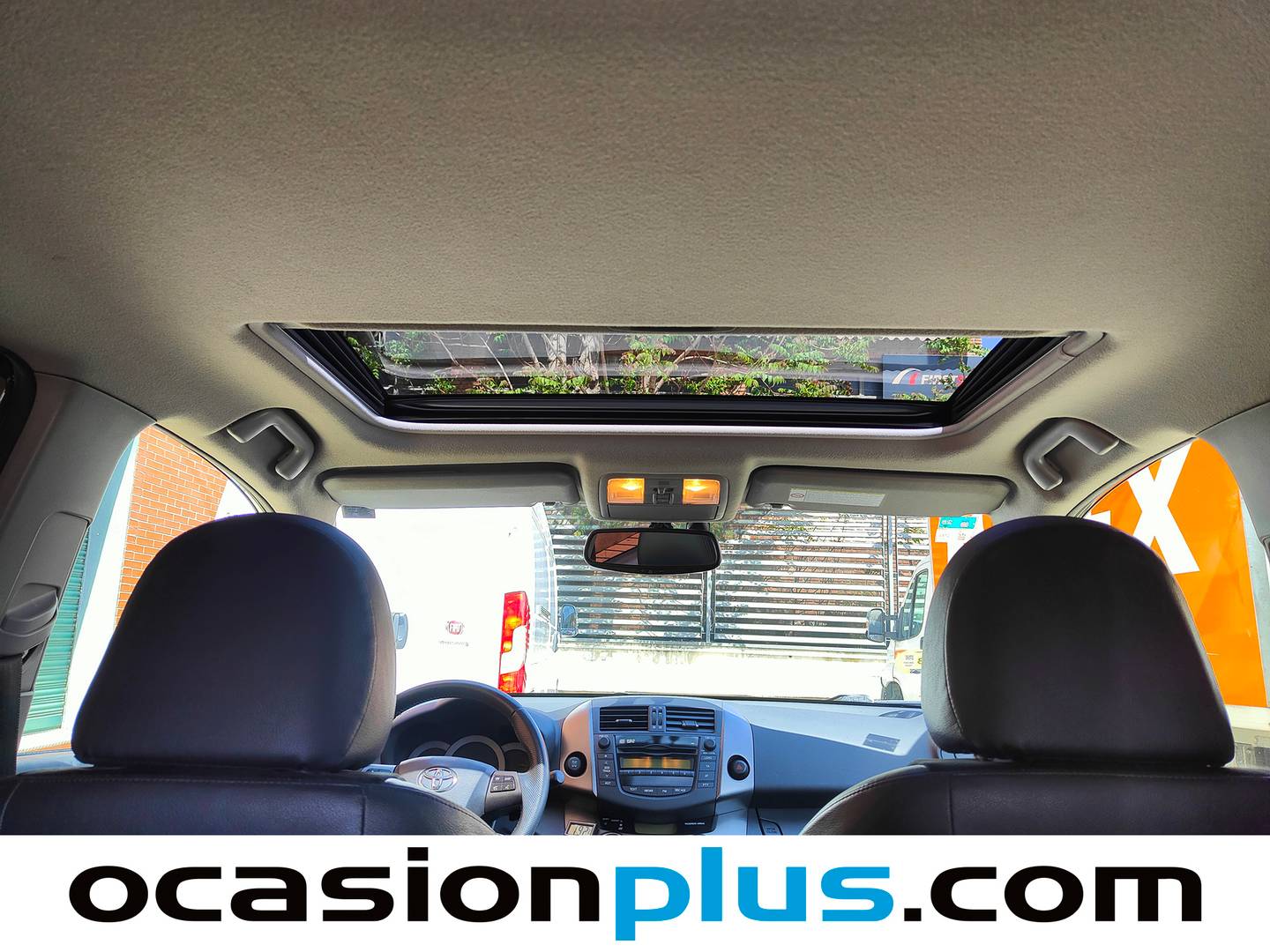 Extras y acabados del Toyota Rav4 Toyota Rav4 2.2 D-D-CAT Executive Cross Sport Autodr.S 4x4 (150 CV)