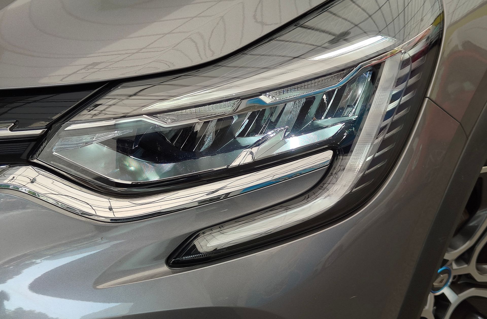 Renault Captur Zen E-Tech Híbrido enchufable - foto 16