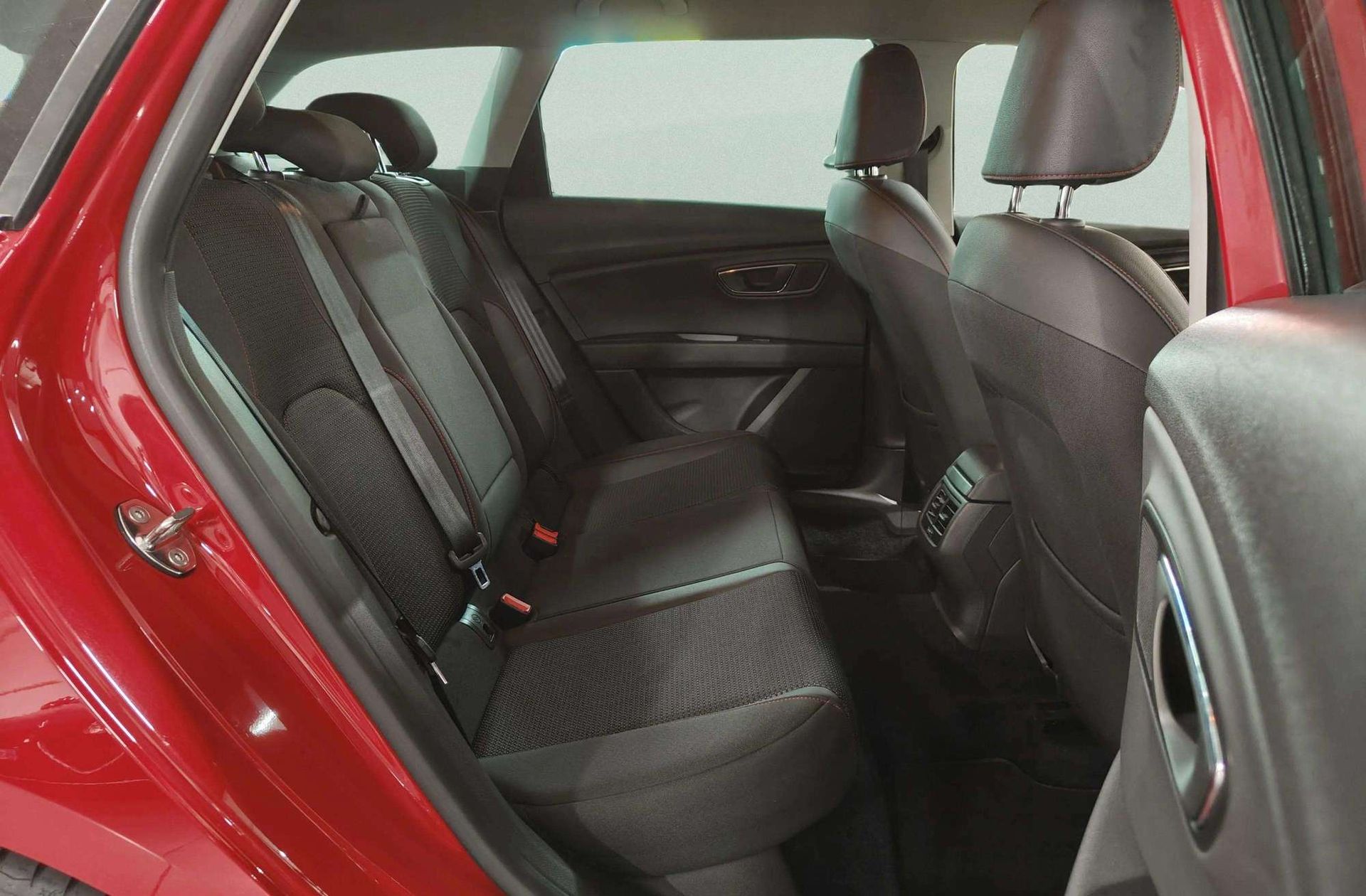 SEAT León ST 1.4 TSI ACT FR - foto 19