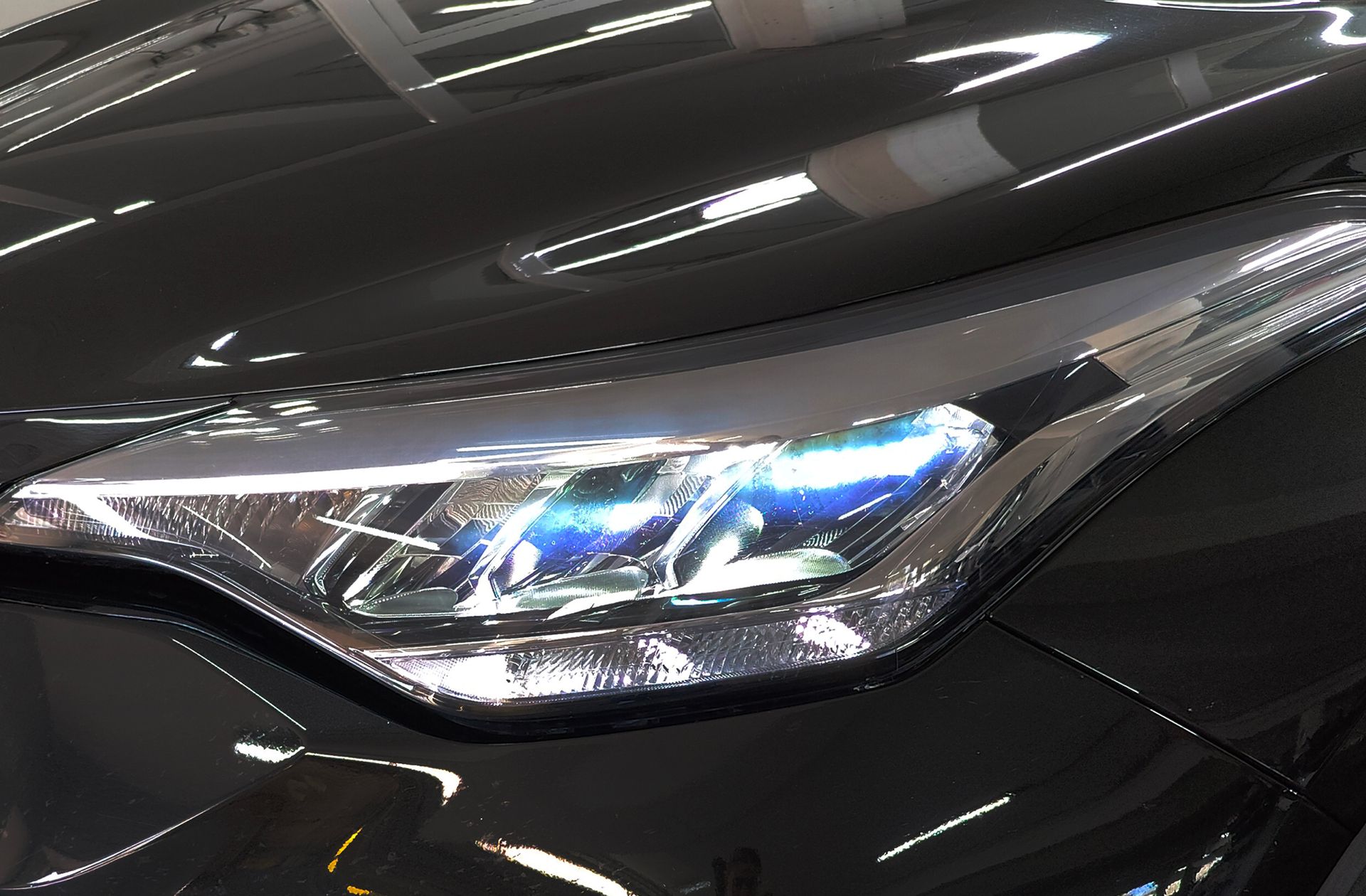 Toyota C-HR 180H Advance - foto 15