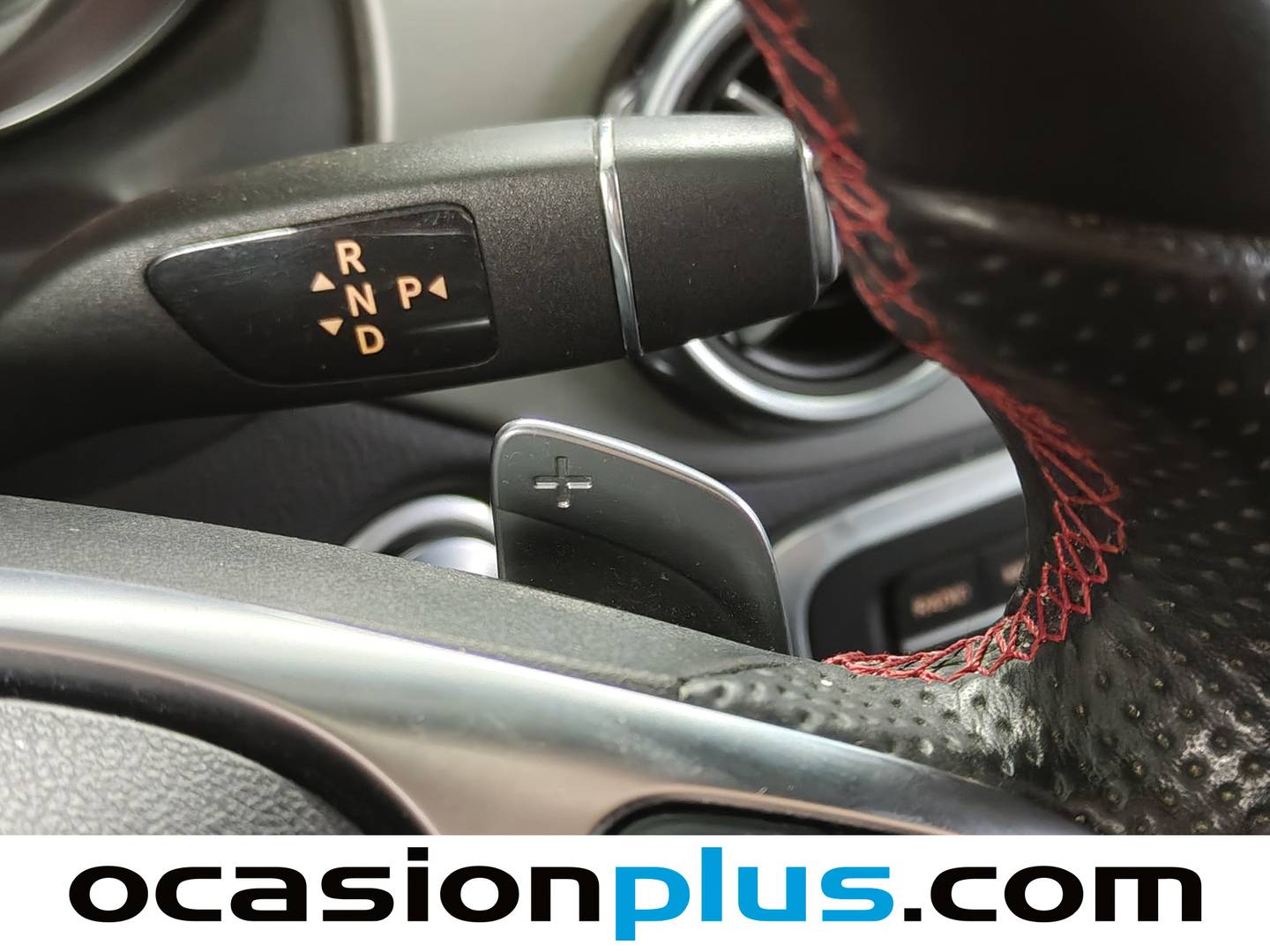 Foto Mercedes GLA Mercedes-Benz GLA GLA 200 Pack AMG (156 CV)