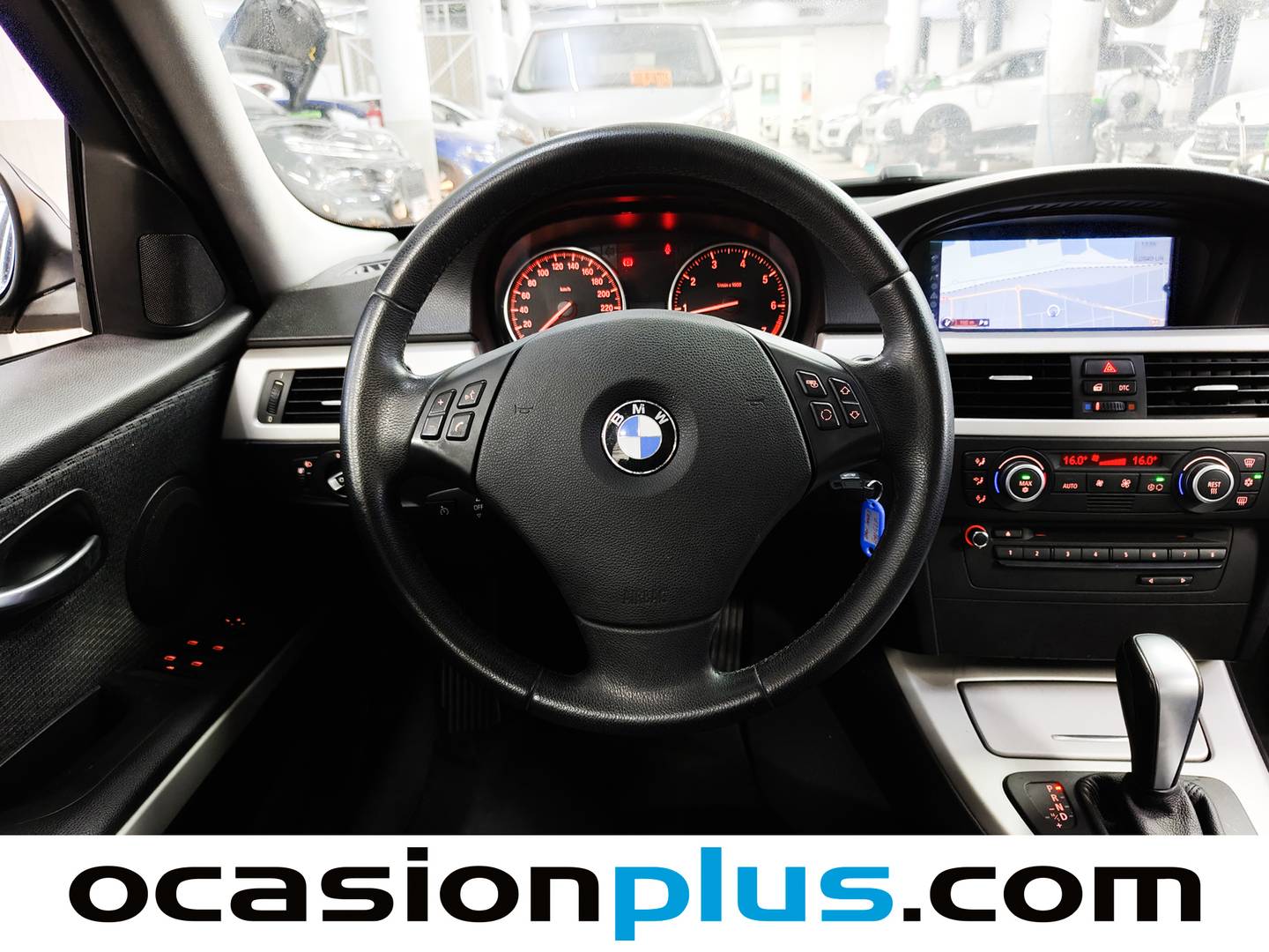 Foto BMW Serie 3 BMW Serie 3 318i (143 CV)