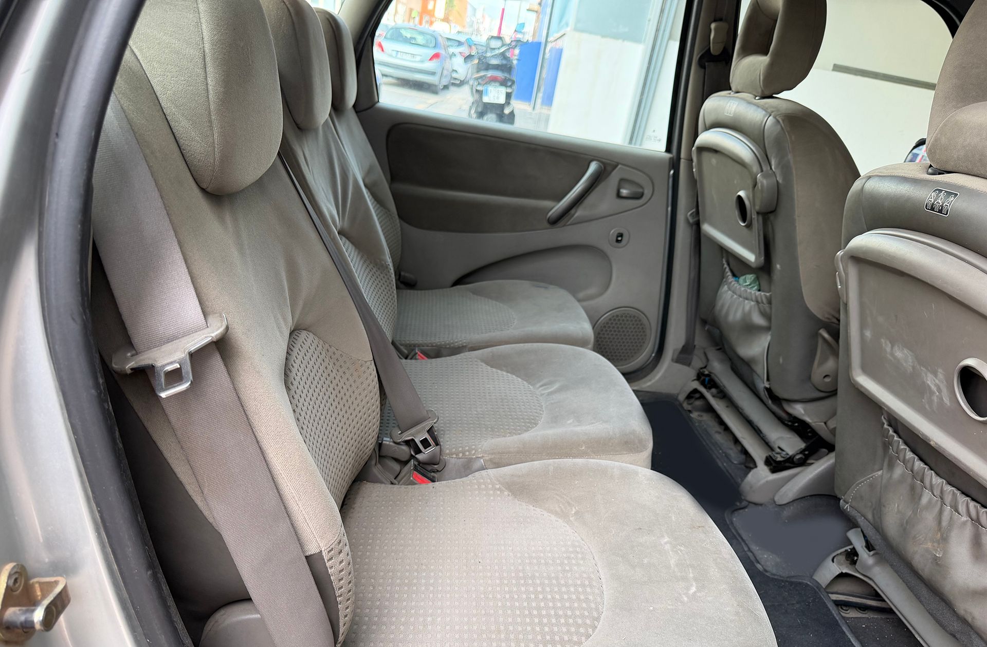 Citroën Xsara Picasso 2.0 HDi Exclusive - foto 12
