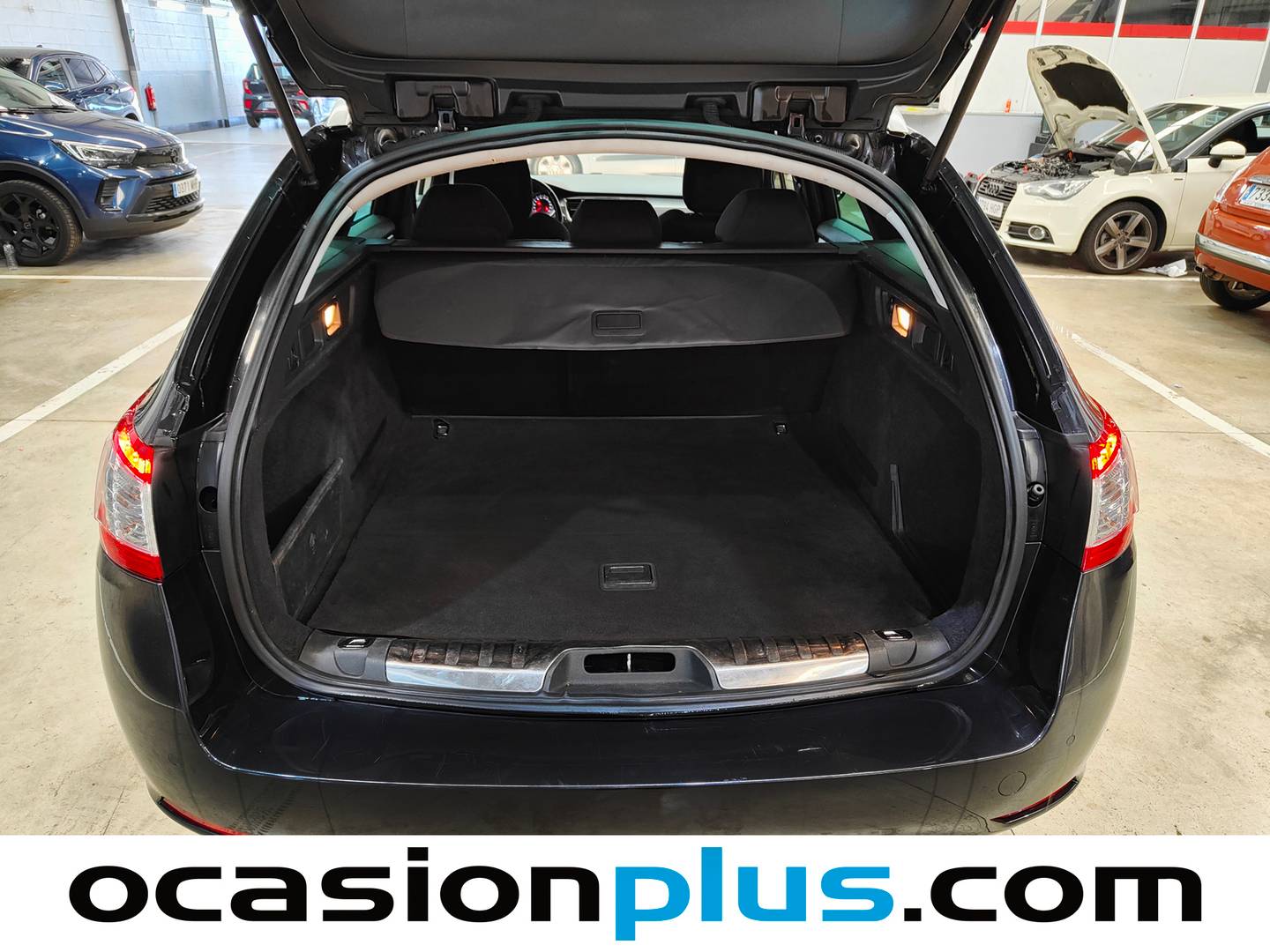 Foto Peugeot 508 Peugeot 508 SW SW 1.6 BlueHDI Active (120 CV)