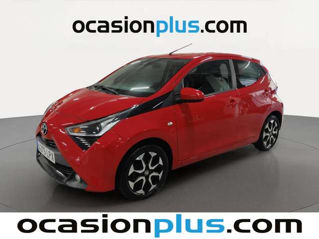 Toyota Aygo 1.0 70 x-play (72 CV) de segunda mano