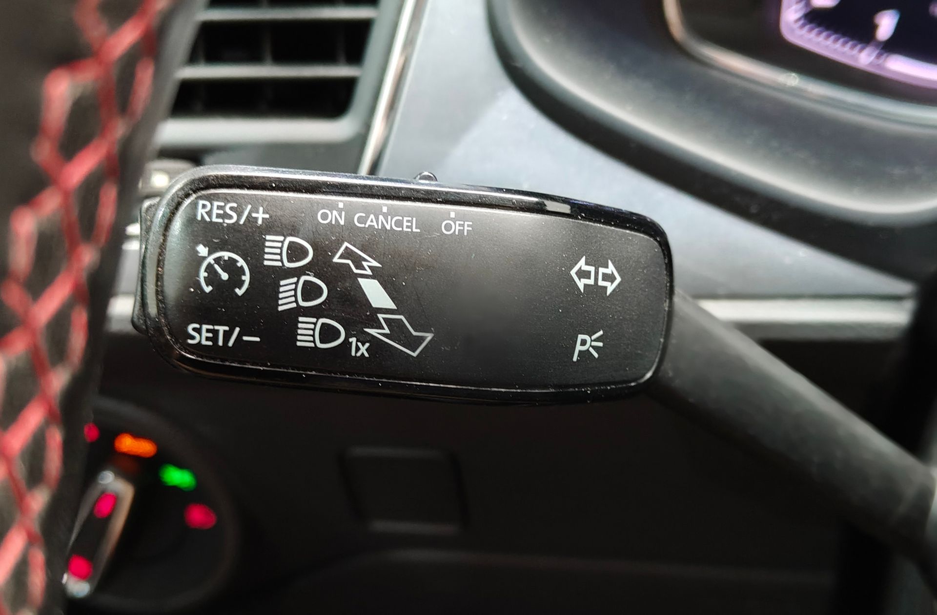 SEAT León ST 2.0 TDI FR - foto 28