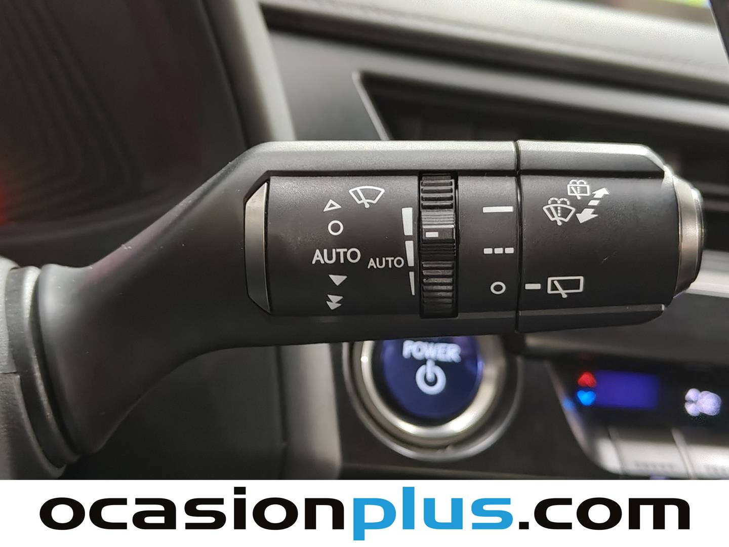 Lexus UX Lexus UX 250h Business Navigation 2WD (184 CV) seminuevo