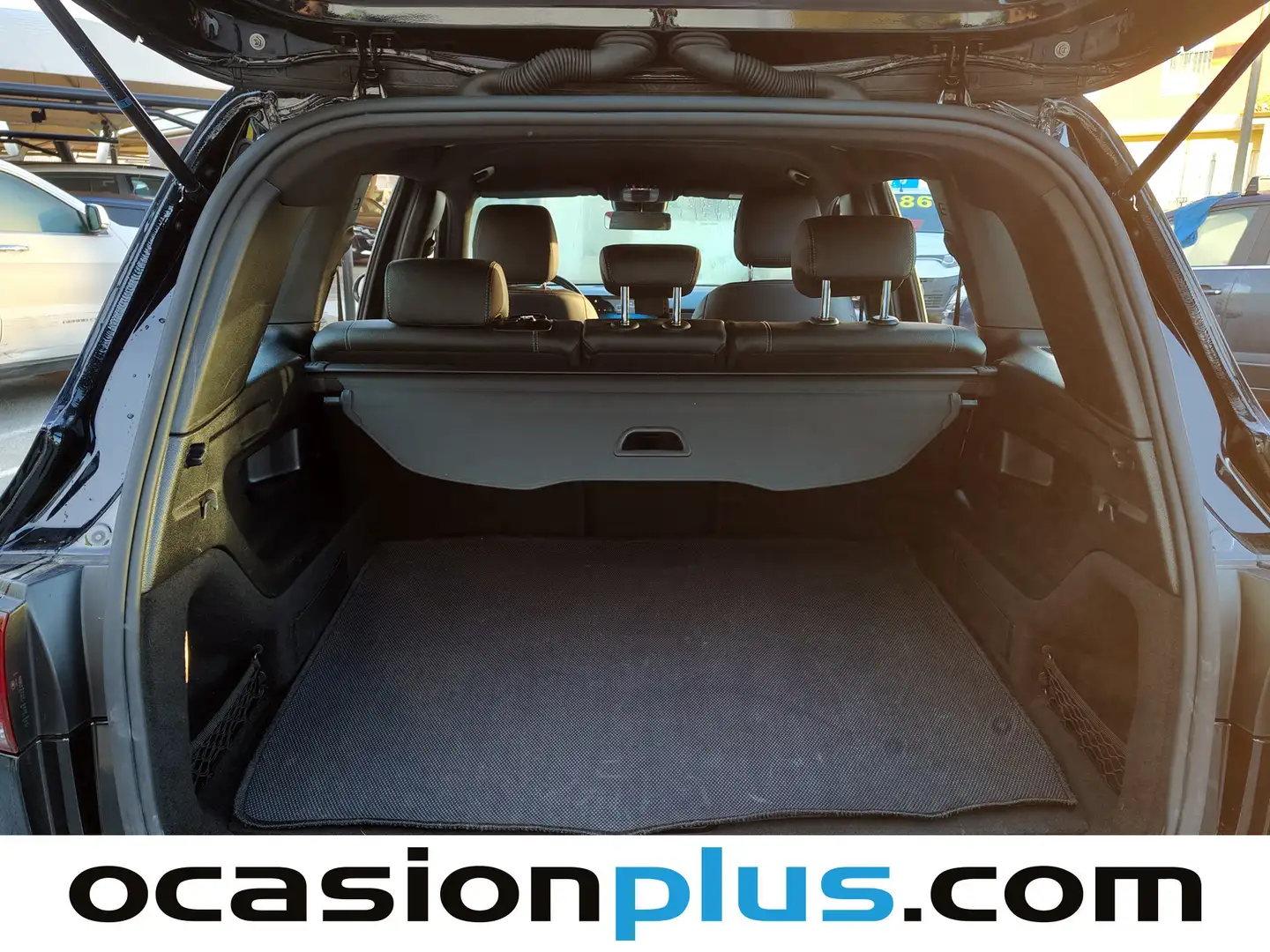 Foto Mercedes GLB Mercedes-Benz GLB 220 D 4Matic (190 CV)