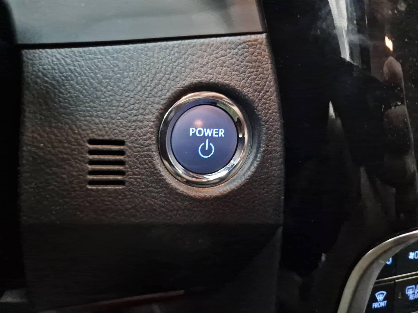 Foto Toyota Auris Toyota Auris 140H Hybrid Active (136 CV)