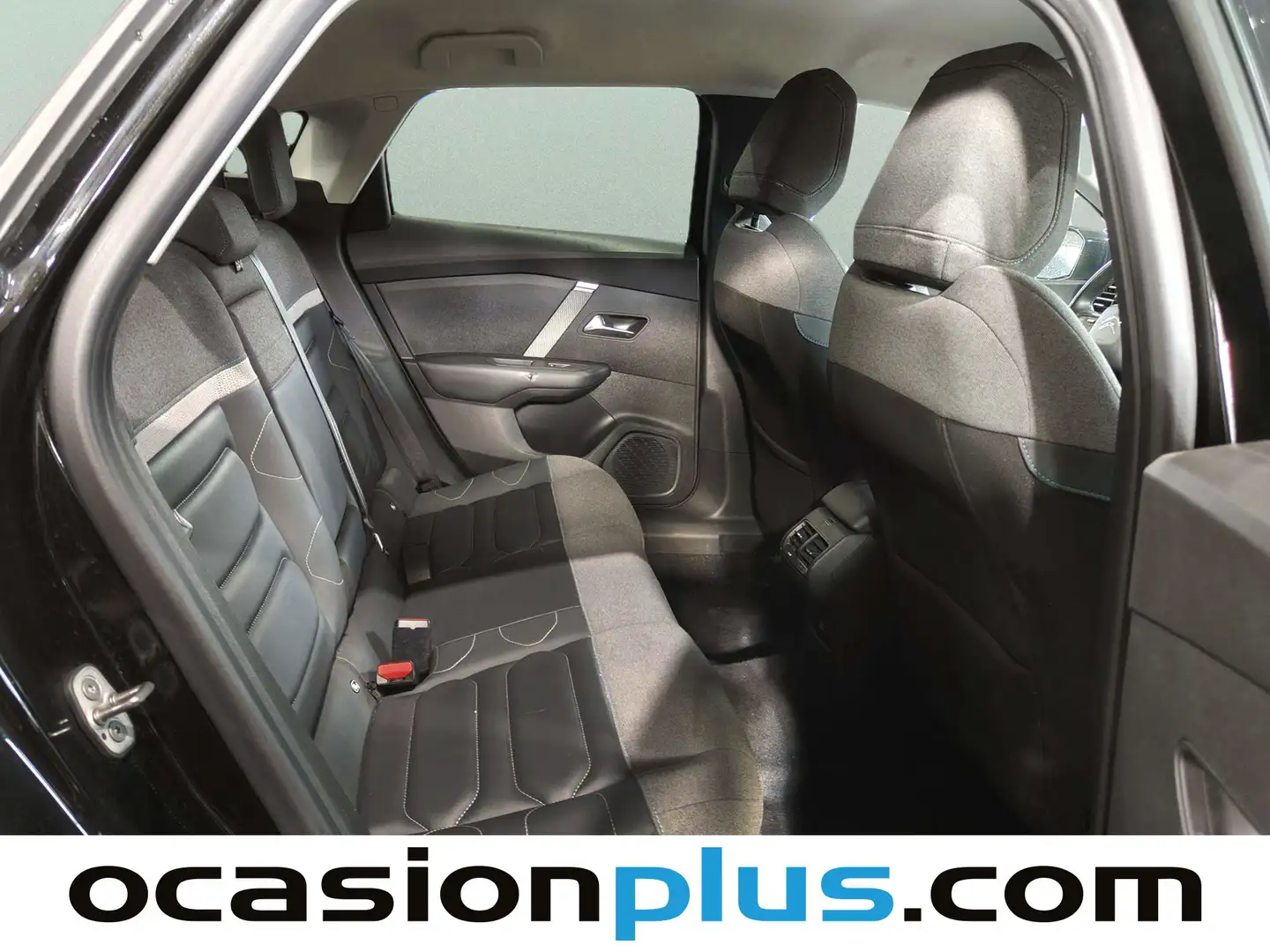 Foto Citroën C4 Citroen C4 PureTech 130 S&S Shine  (130 CV)