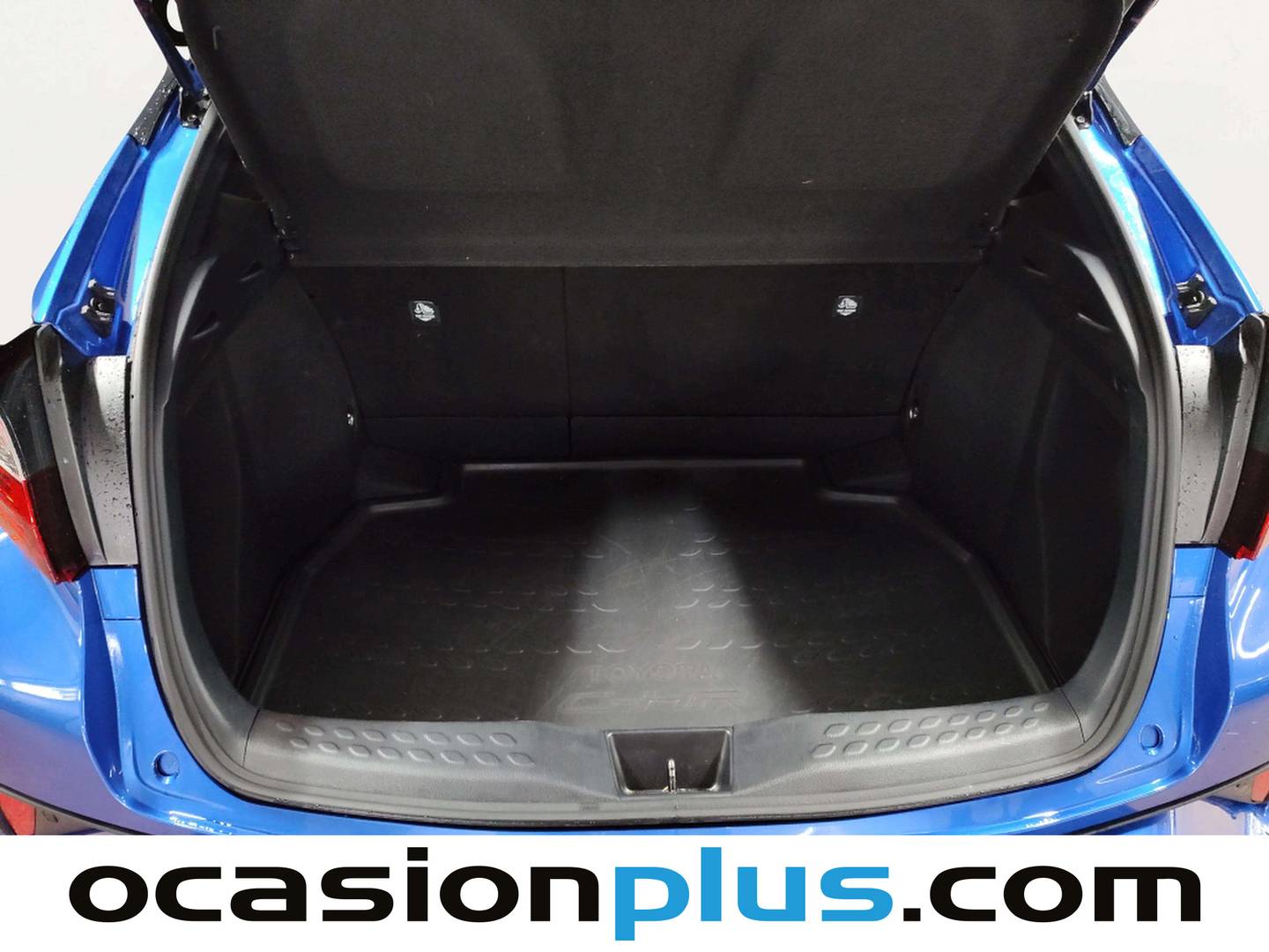 Foto Toyota C-HR Toyota C-HR 1.8 125H Advance (122 CV)