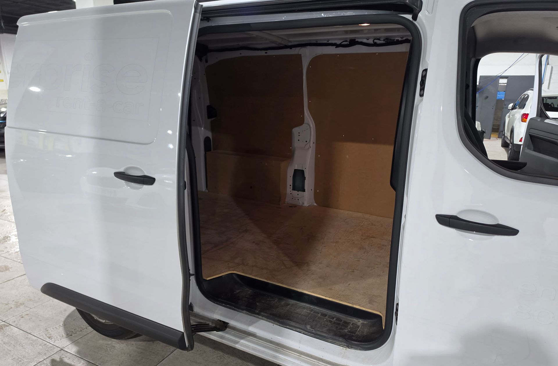 Opel Vivaro Furgon BlueHDi 120 - foto 14