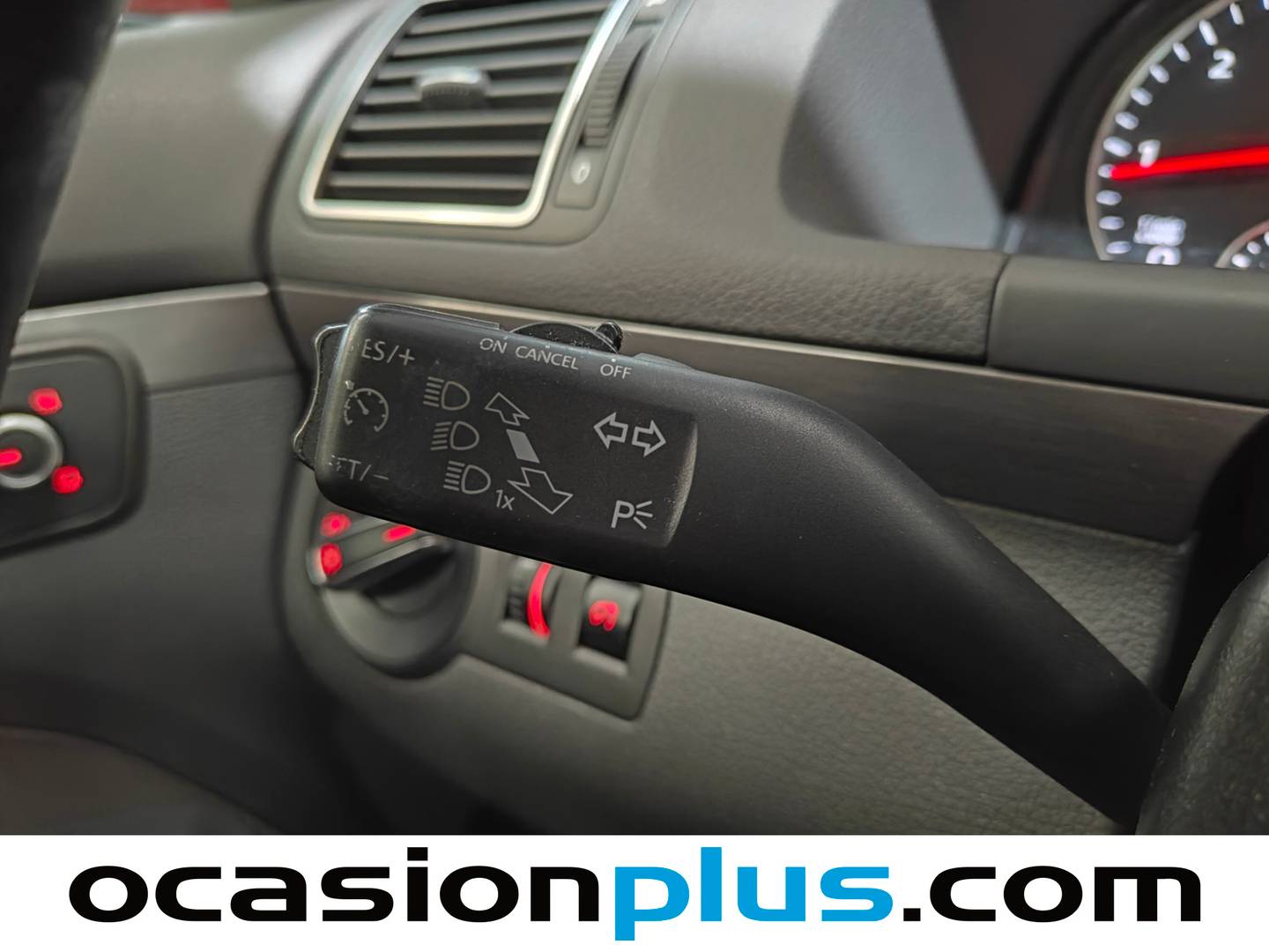 Foto Volkswagen Touran Volkswagen Touran Advance 1.6 TDI BMT (105 CV) DSG 7 PLAZAS