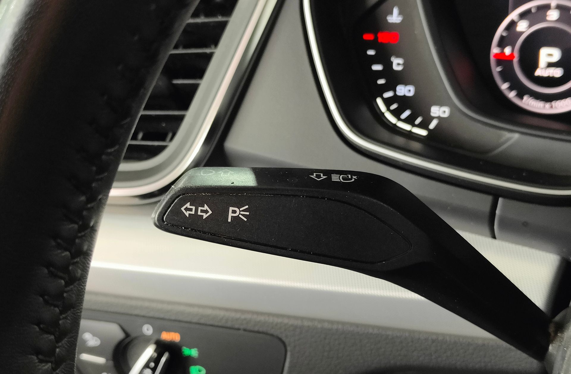 Audi Q5 Design 2.0 TDI quattro S tronic - foto 26