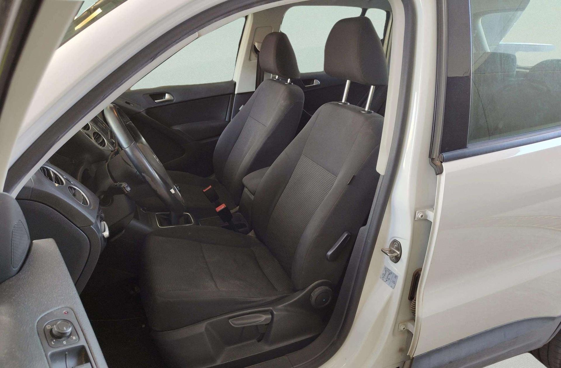 Volkswagen Tiguan T1 2.0 TDI BMT 4x2 - foto 11