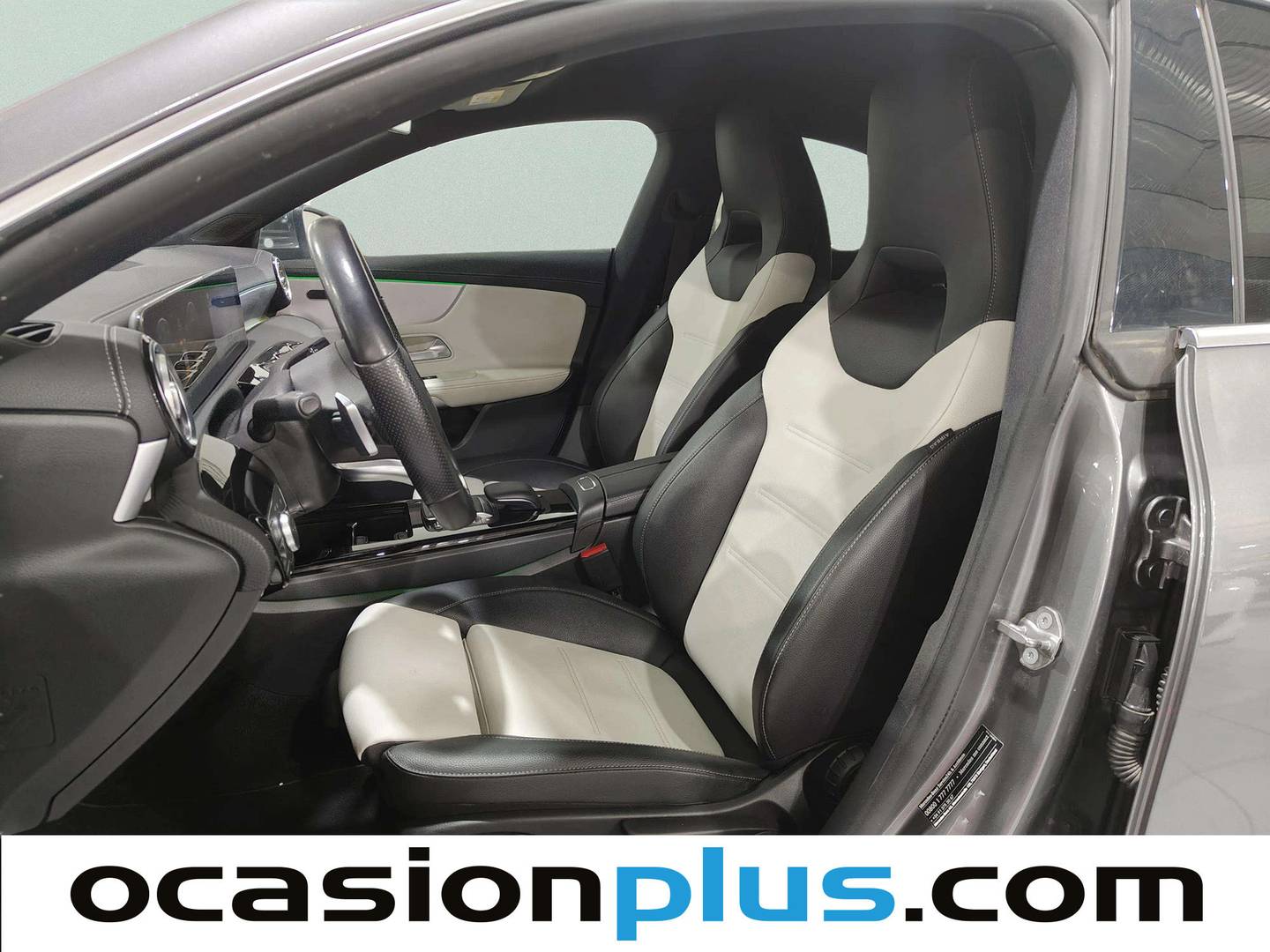 Foto Mercedes CLA Mercedes-Benz CLA CLA 200 d (150 CV) Pack AMG