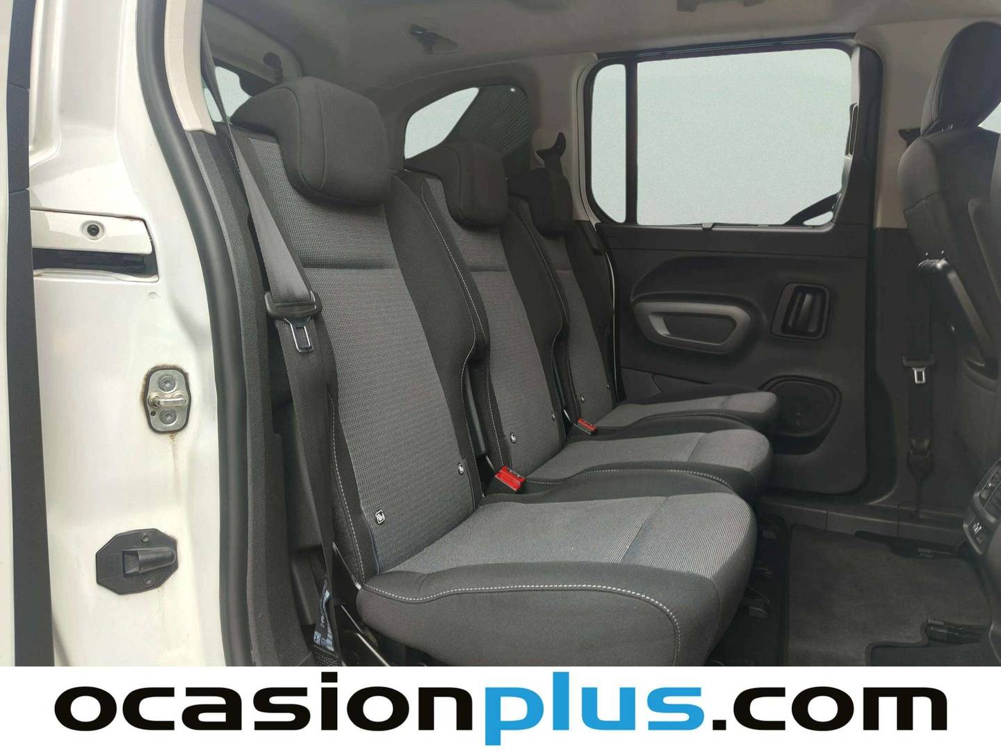 Toyota Proace City Verso Toyota Proace City Verso Verso 1.2 Family Active L1 (110 CV) al mejor precio