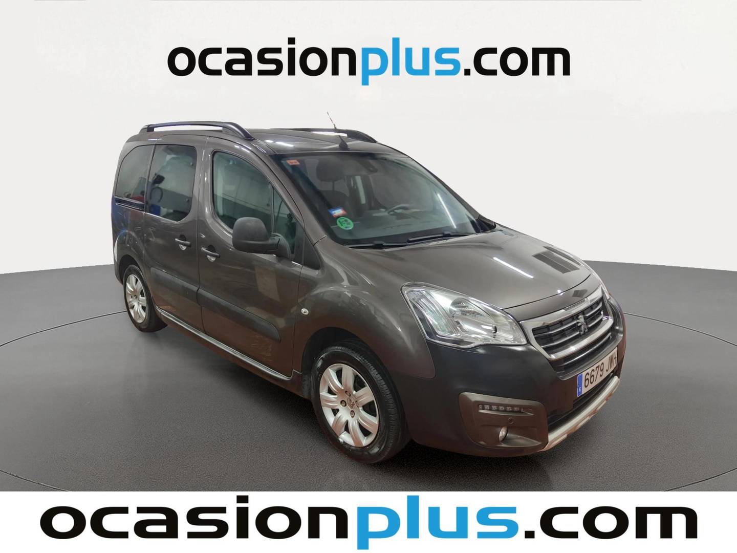 Foto delantera Peugeot Partner Peugeot Partner Tepee Combi 1.2 PureTech Outdoor (110 CV) derecha