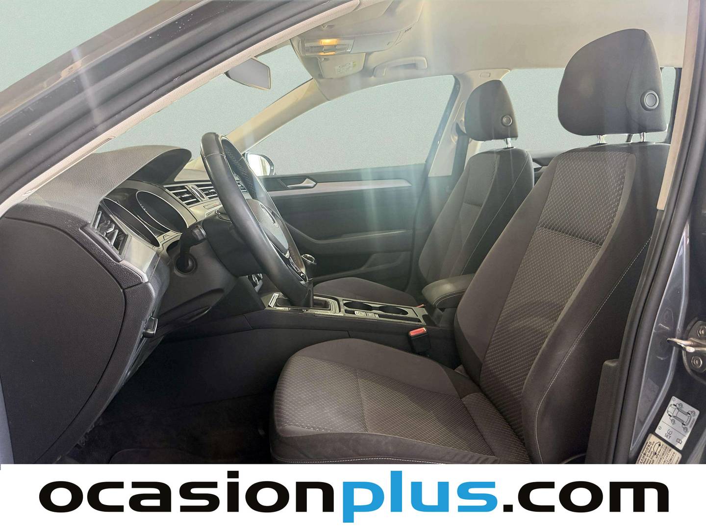 Foto asientos delanteros Volkswagen Passat Volkswagen Passat Variant Edition 1.6 TDI BMT (120 CV)
