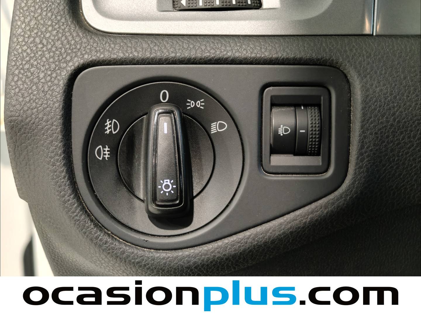 Foto Volkswagen Golf Volkswagen Golf Special Edition 1.2 TSI BMT (110 CV)