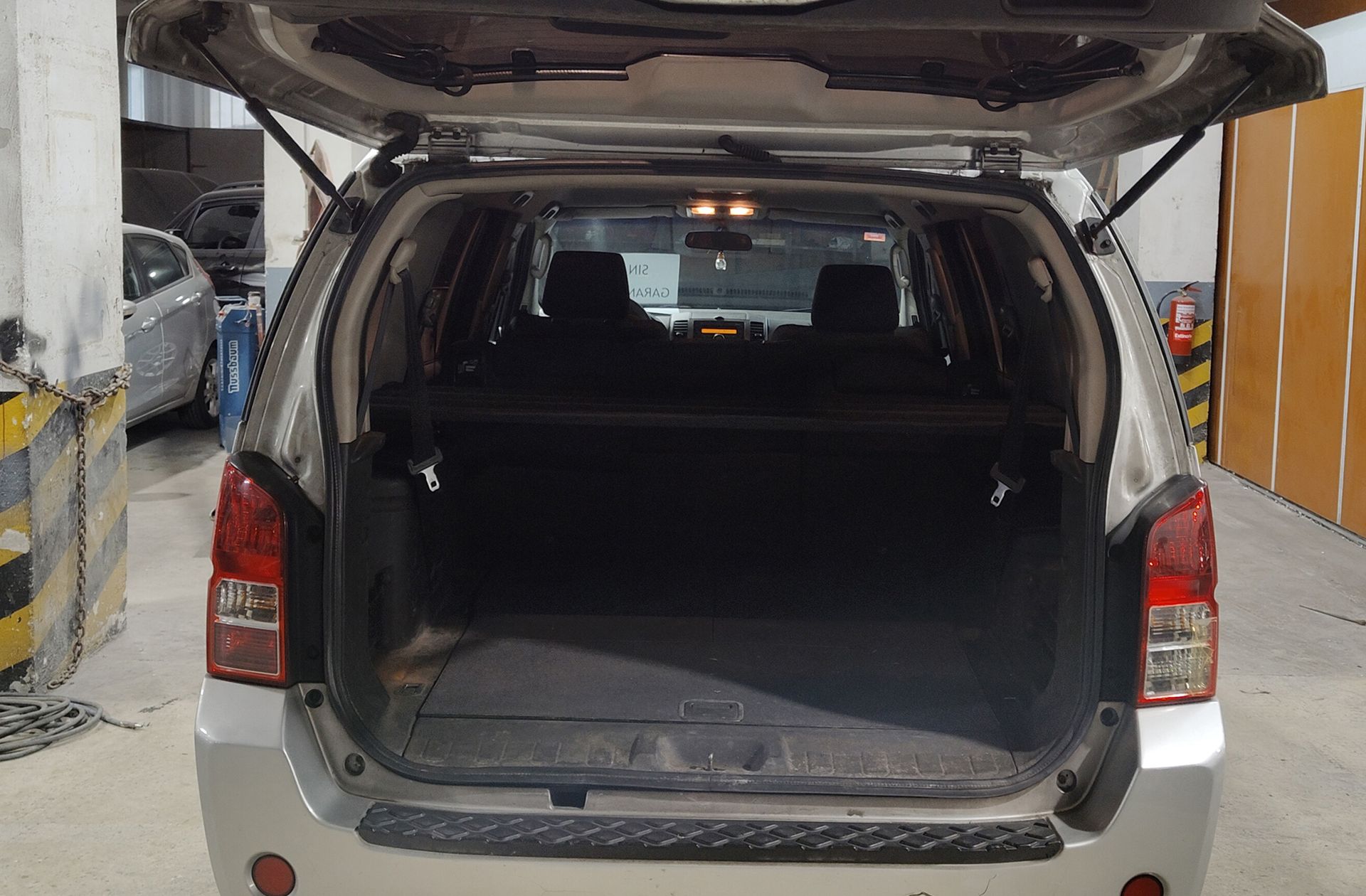 Nissan Pathfinder 2.5 dCi SE 7 plazas - foto 13