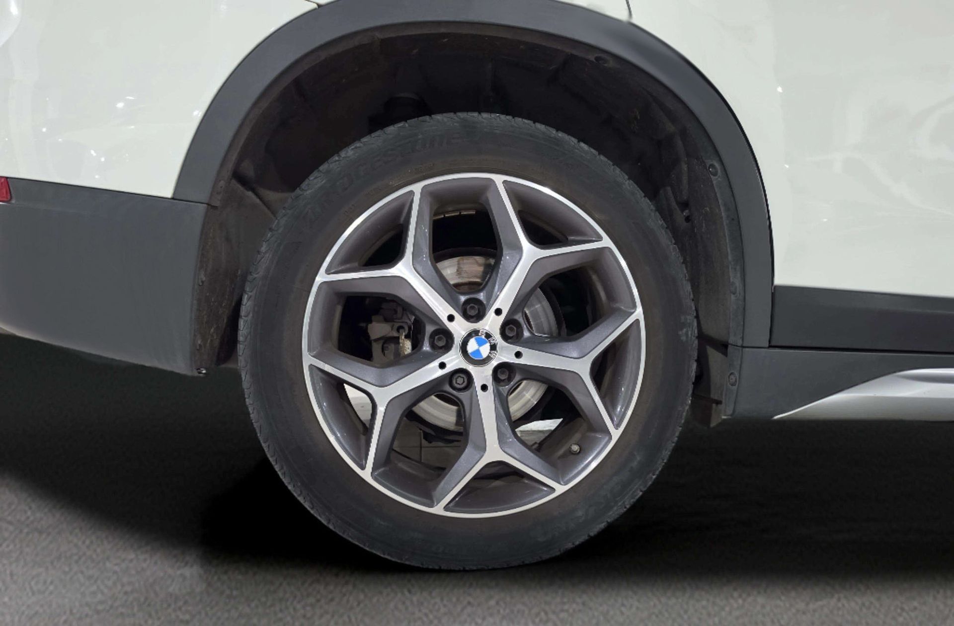 BMW X1 sDrive18d Business - foto 36