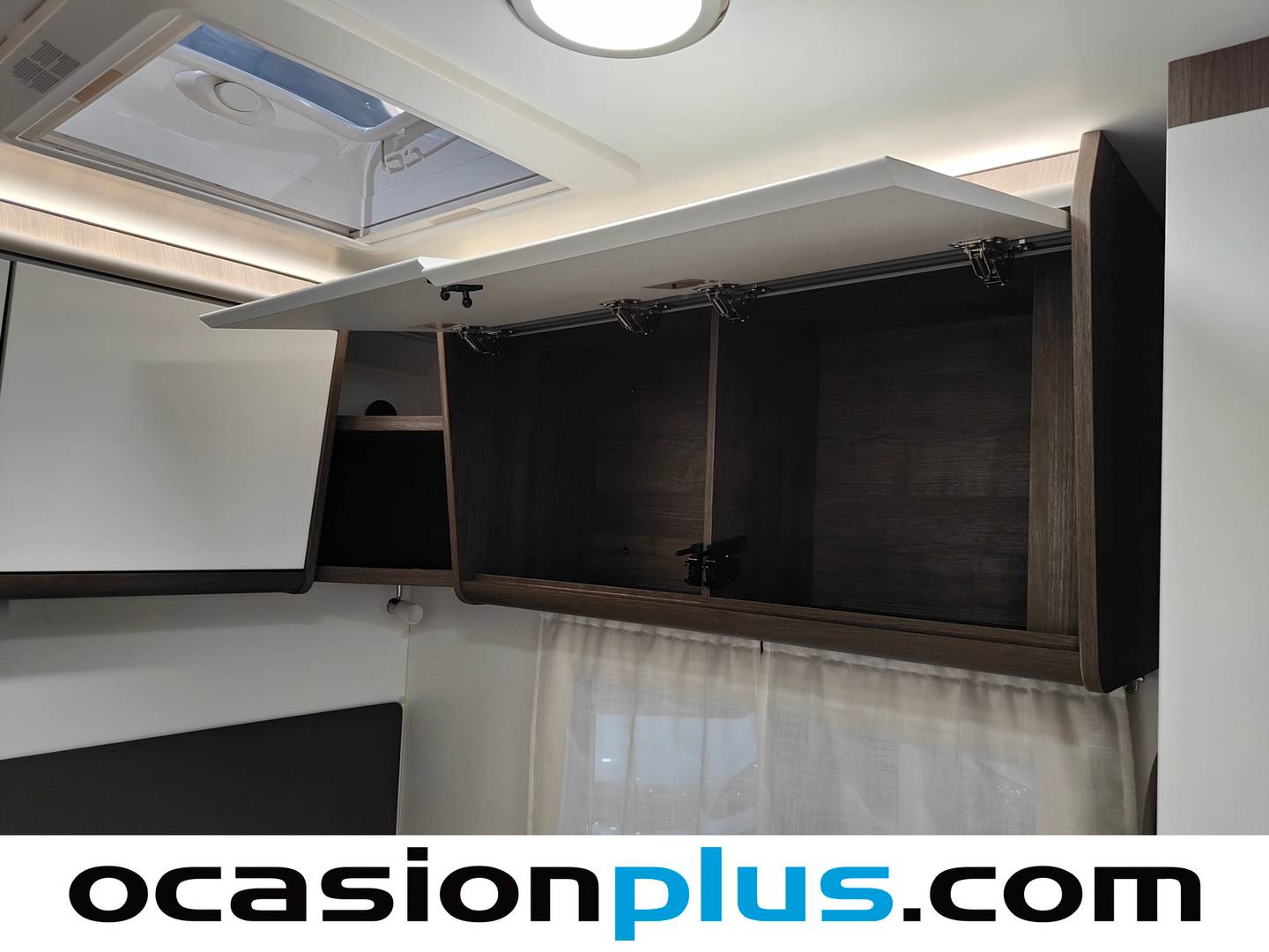 Foto Benimar BENIVAN Benimar BENIVAN BENIVAN TESSORO 430 (165 Cv) 4 Plazas