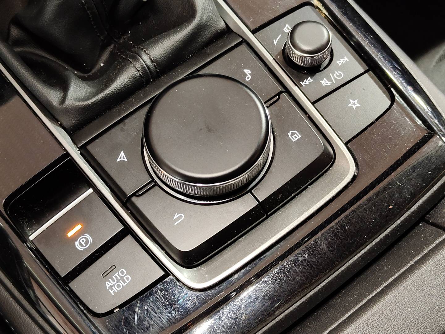 Foto Mazda CX-30 Mazda CX-30 e-SKY G MHEV Prime-line (140 CV)