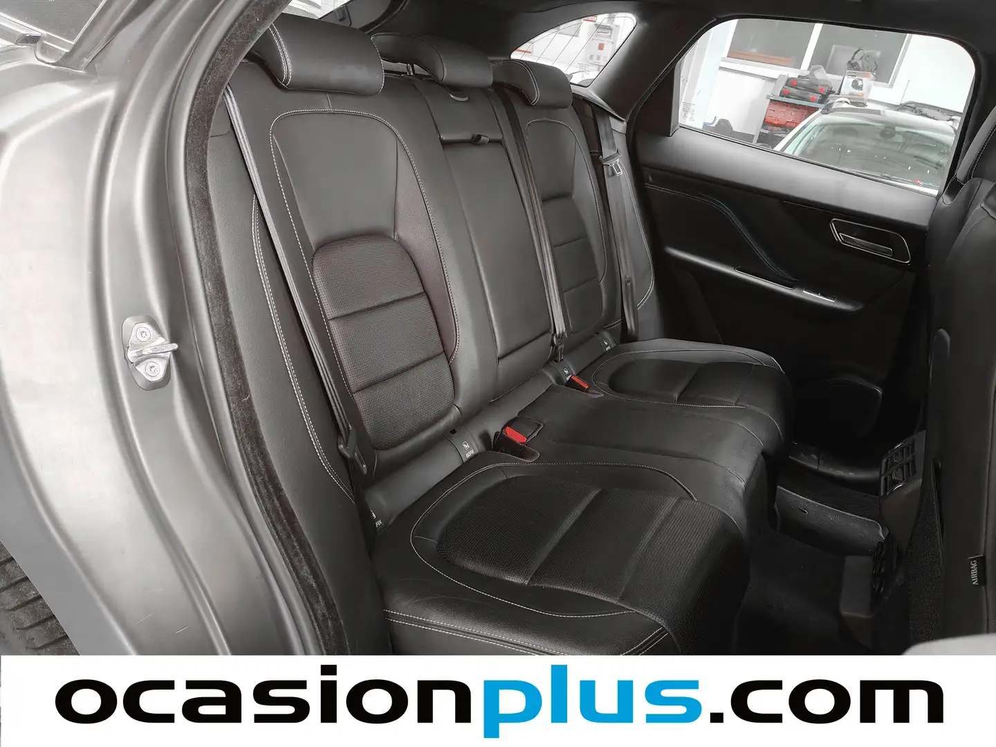 Foto Jaguar F-Pace Jaguar F-PACE 2.0L i4D R-Sport Auto (180 CV)