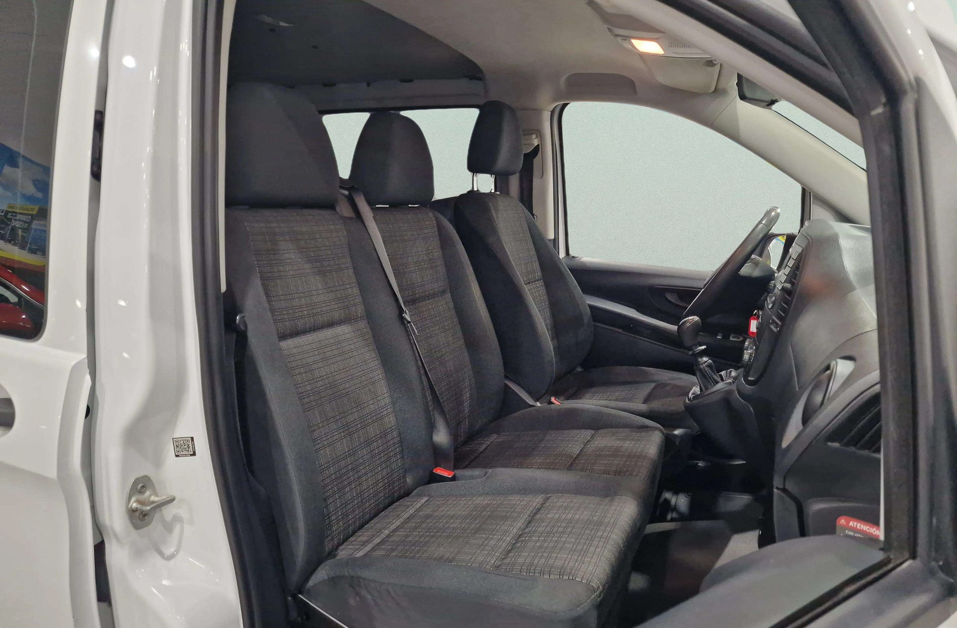Mercedes-Benz Vito Mixto 111 CDI Larga - foto 13