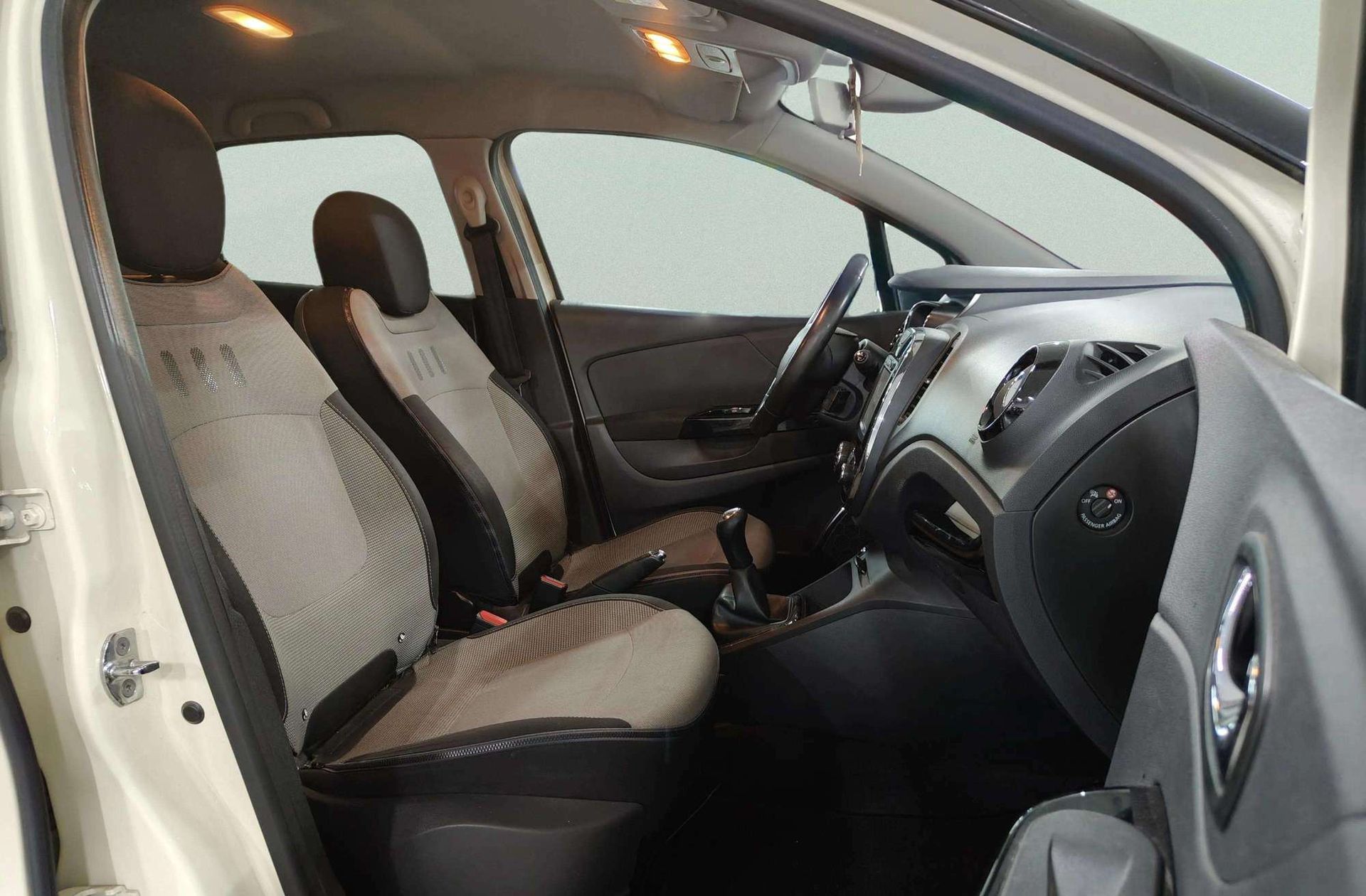 Renault Captur Zen Energy dCi Ecoleader - foto 16