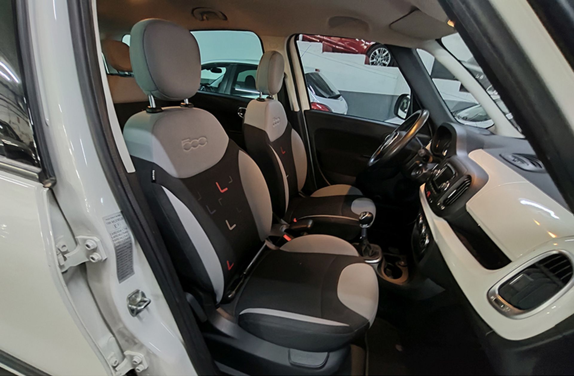 Fiat 500L 1.4 Pop Star - foto 17