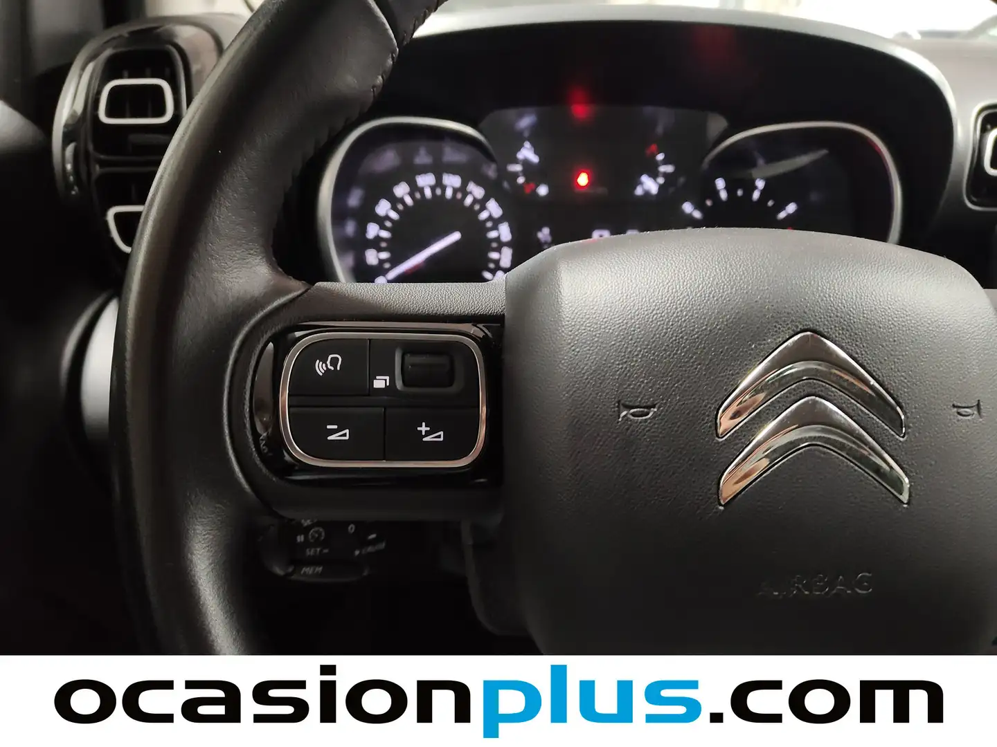 Foto Citroën C3 Aircross Citroen C3 Aircross PureTech 130 Shine Pack EAT6 (131 CV)