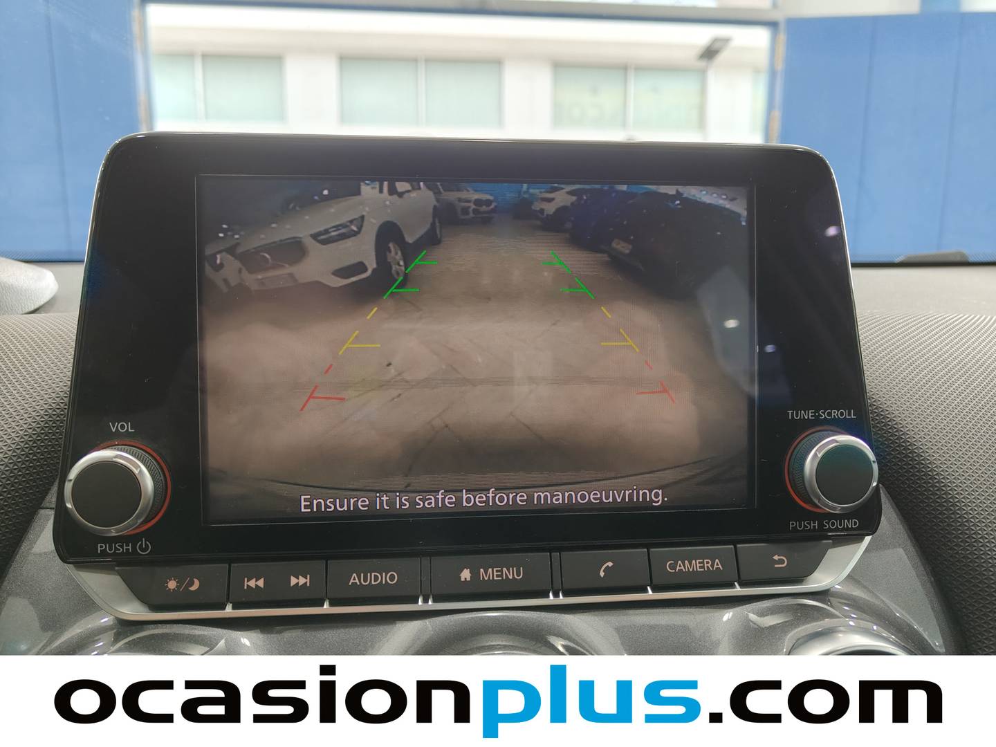 Foto Nissan JUKE Nissan Juke DIG-T Visia 84 kW (114 CV)