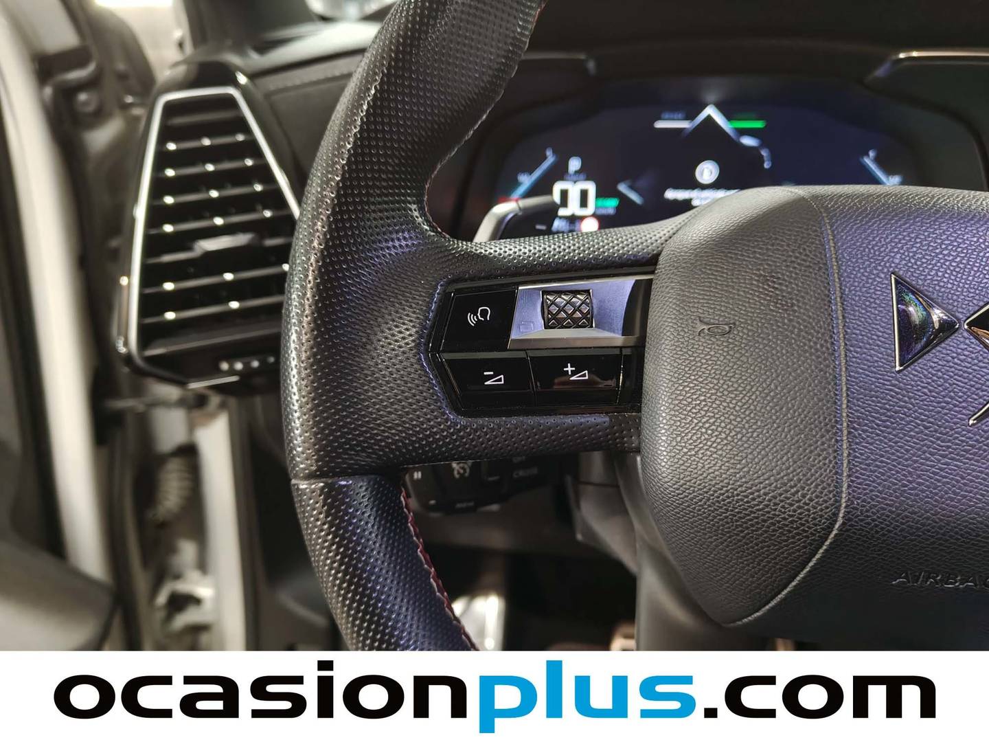 Foto DS DS 7 Crossback E-Tense DS DS7 Crossback E-Tense 225 Performance Line Auto  (225 CV)