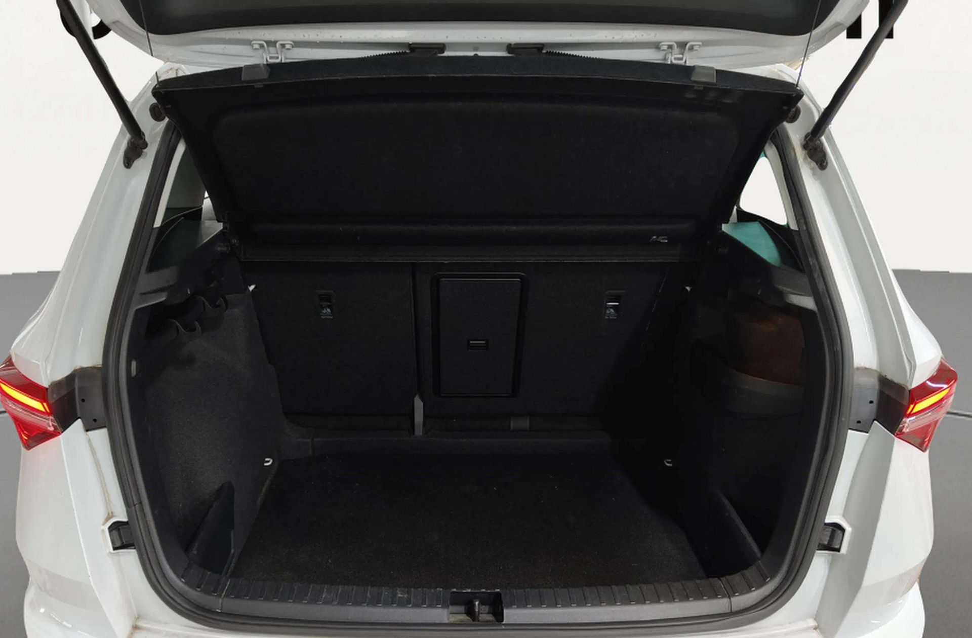 Škoda Karoq 1.5 TSI ACT Ambition DSG - foto 16