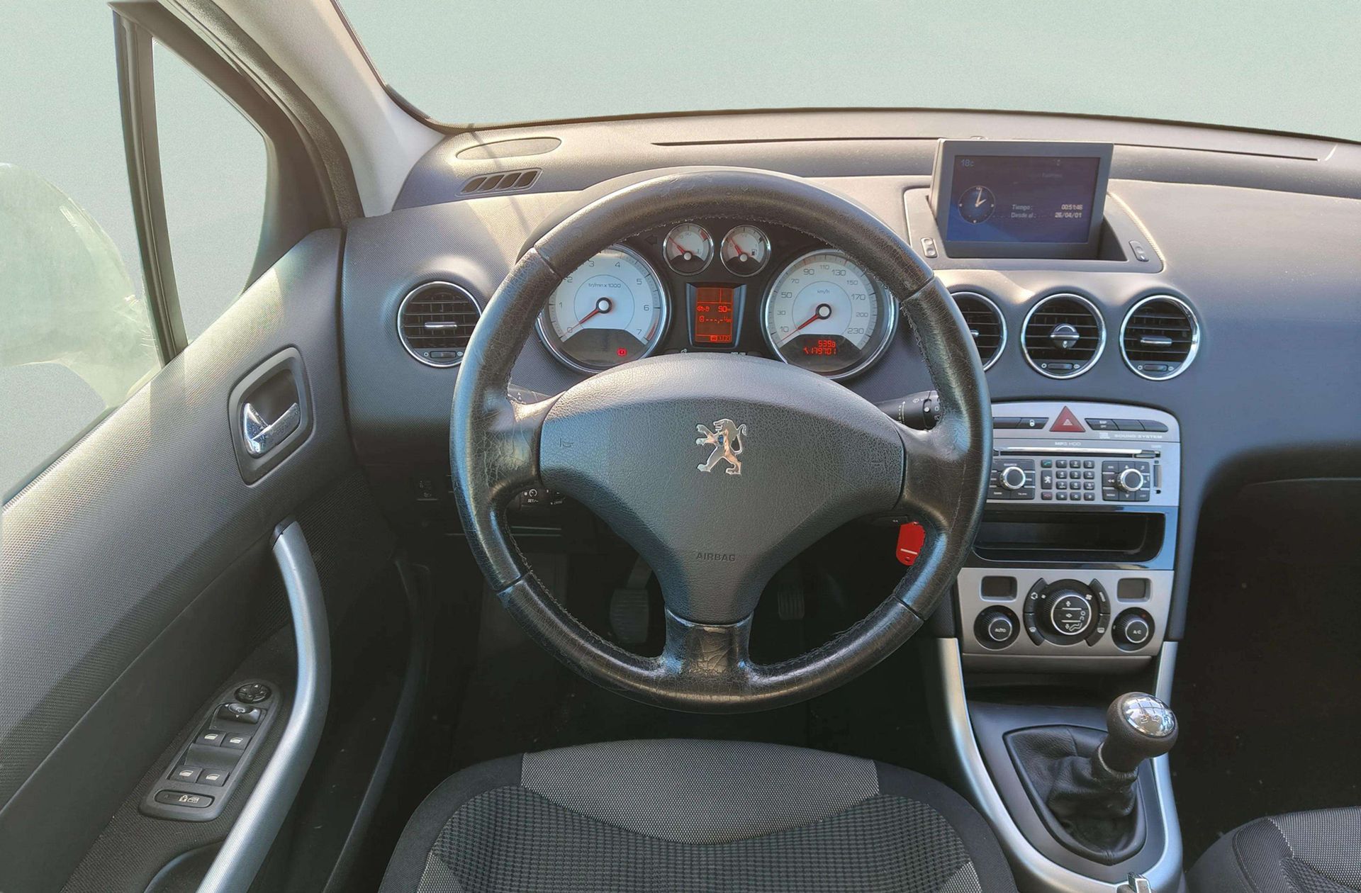 Peugeot 308 THP 150 Premium - foto 19
