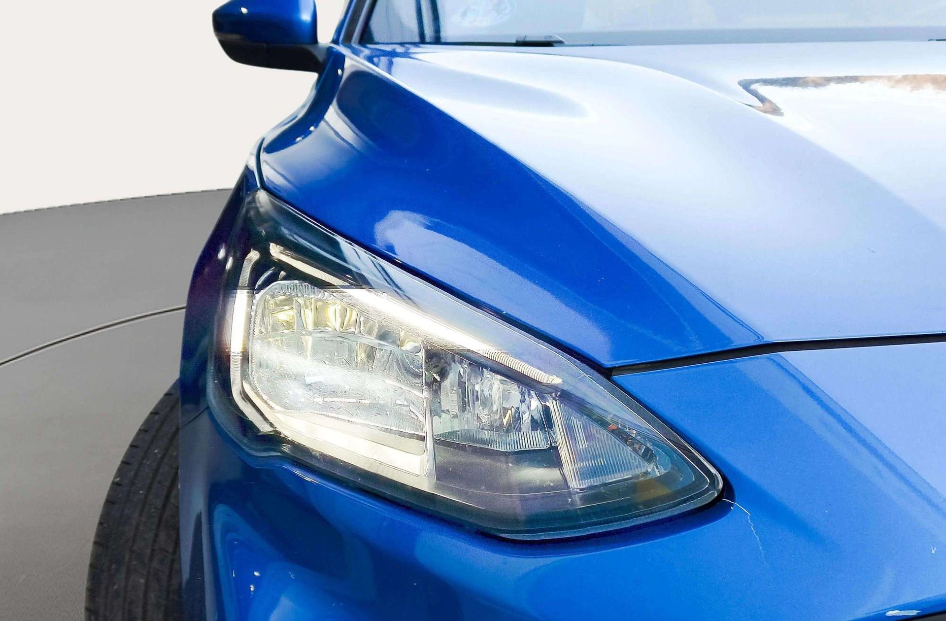 Ford Focus 1.0 EcoBoost MHEV ST-Line - foto 15