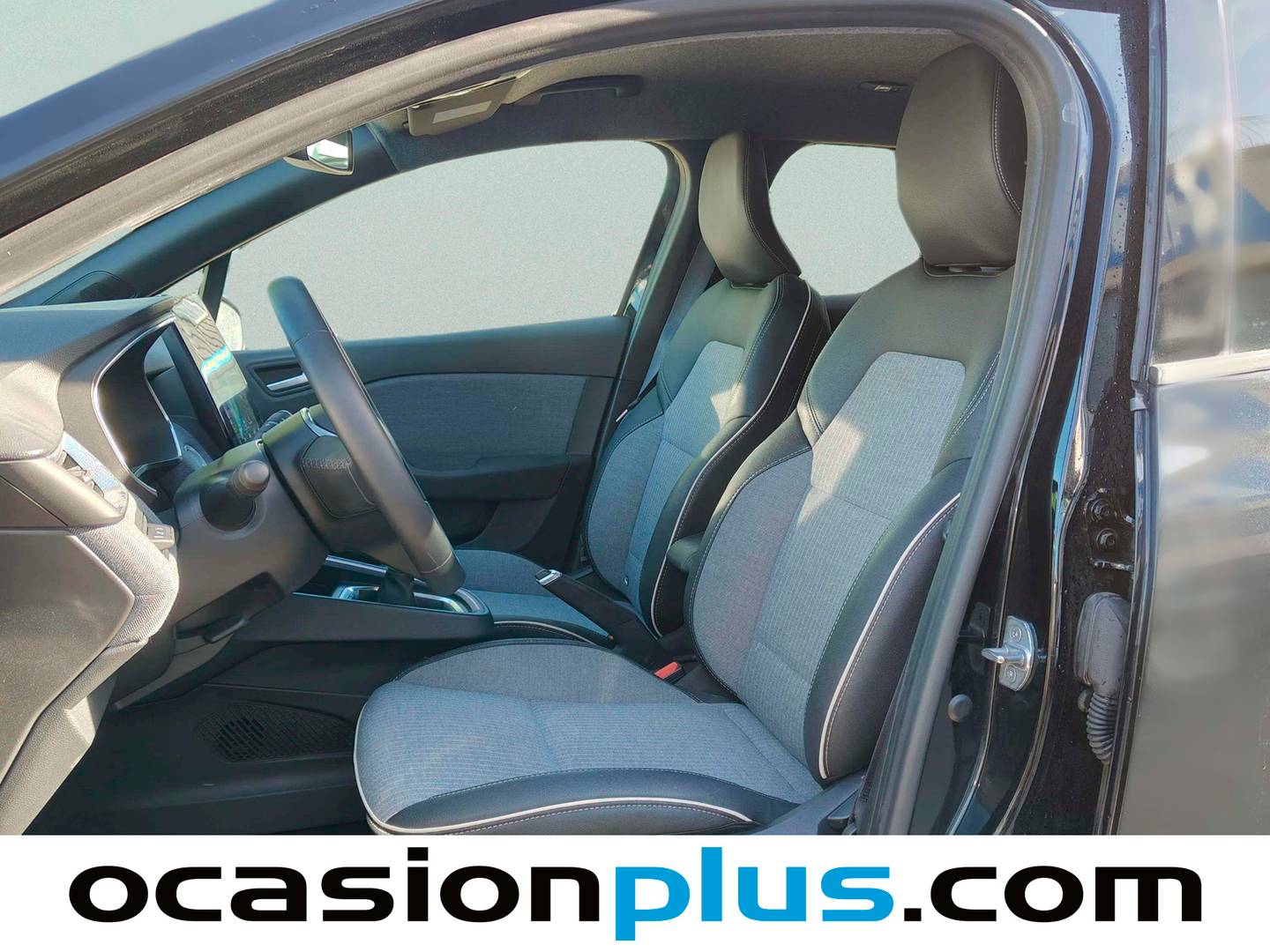 Foto asientos delanteros Renault Clio Renault Clio Techno TCe (90 CV)