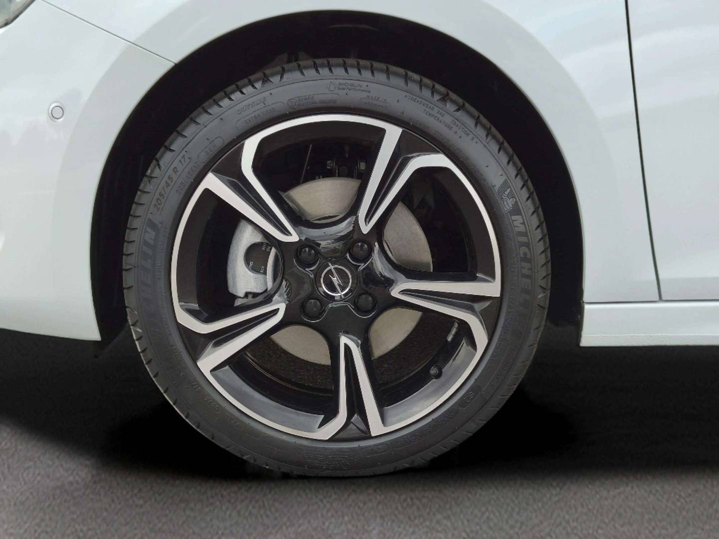 Foto Opel Corsa Opel Corsa 1.2 T XHL Hybrid GS eDCT (110 CV)