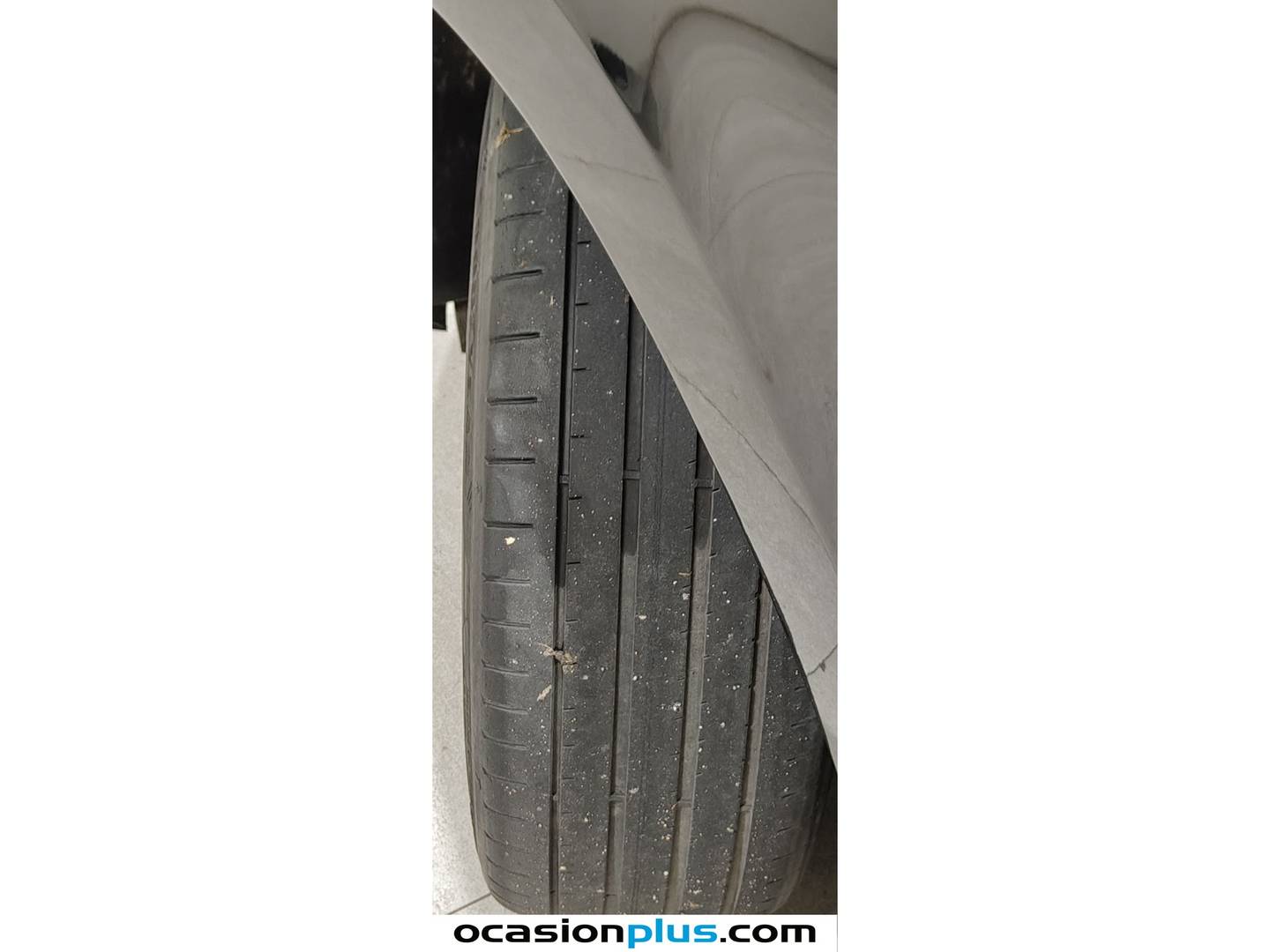 Foto Renault Clio Renault Clio Sport Tourer Zen TCe (90 CV)