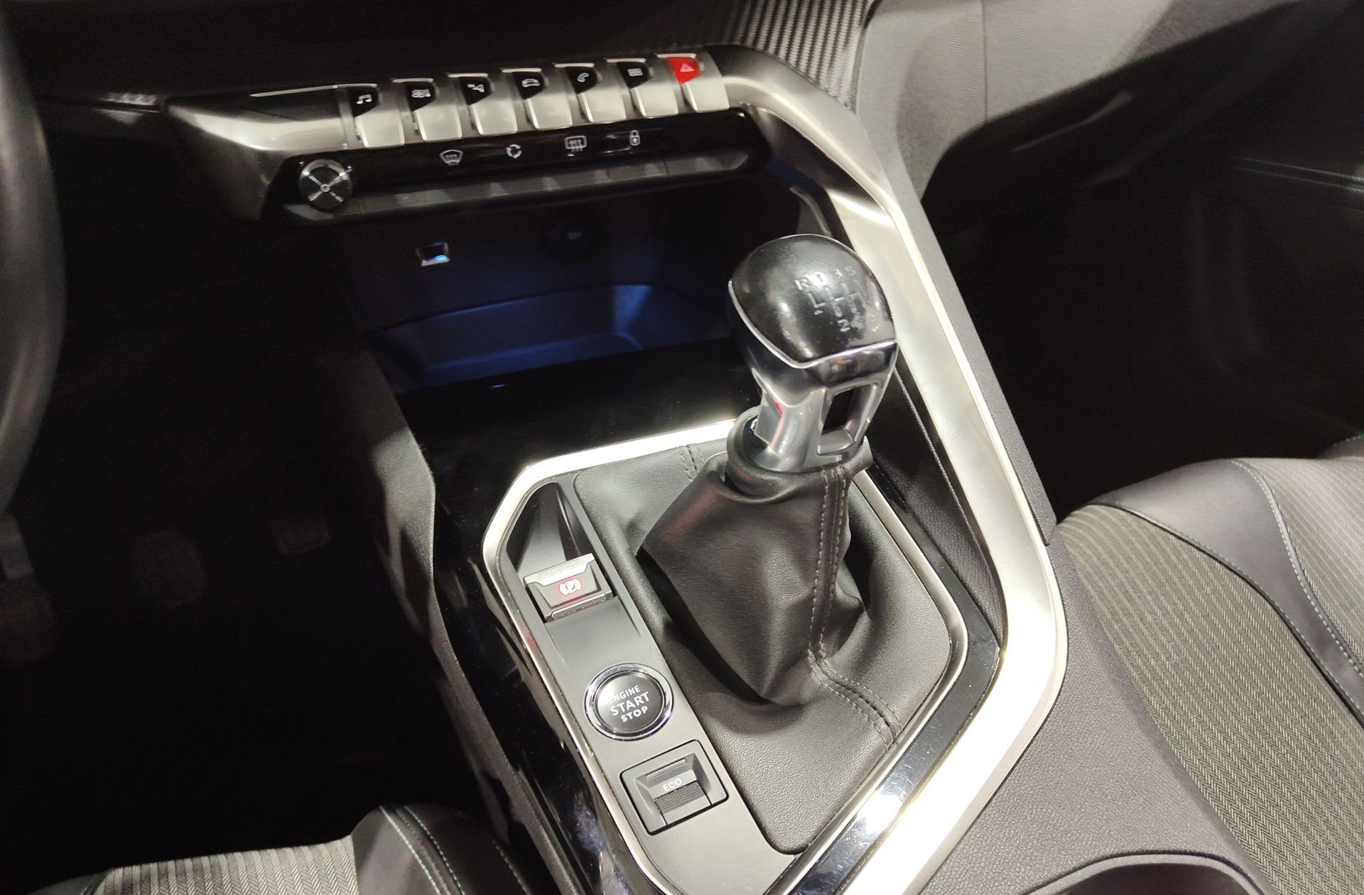 Peugeot 5008 PureTech 130 Allure 7 plazas - foto 5