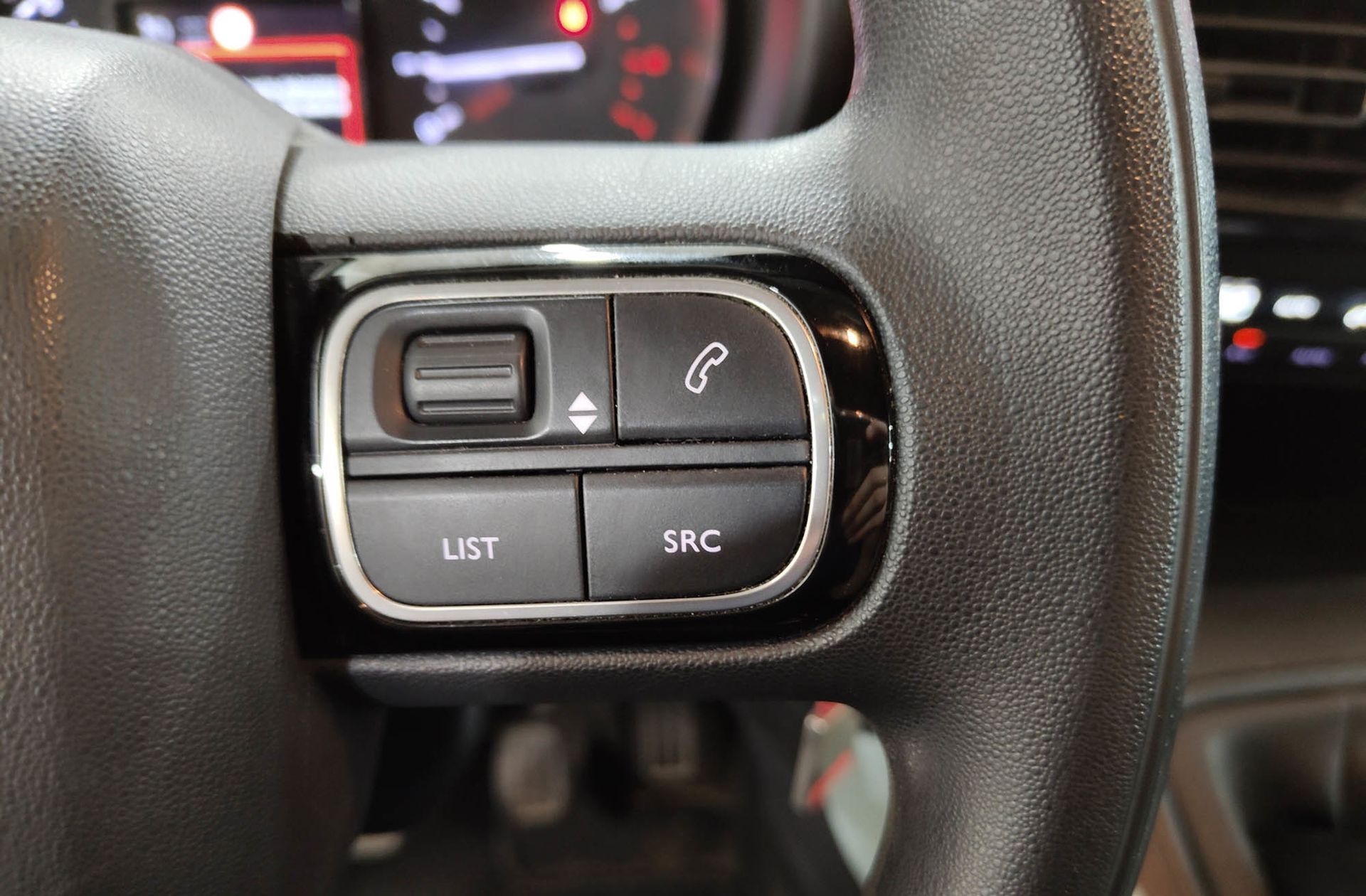 Citroën Berlingo PureTech 110 Talla M Feel - foto 26